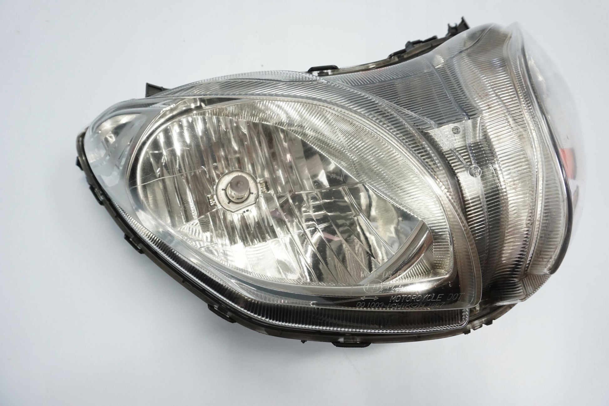 SUZUKI BURGMAN 650 13- Scheinwerfer Headlight 14