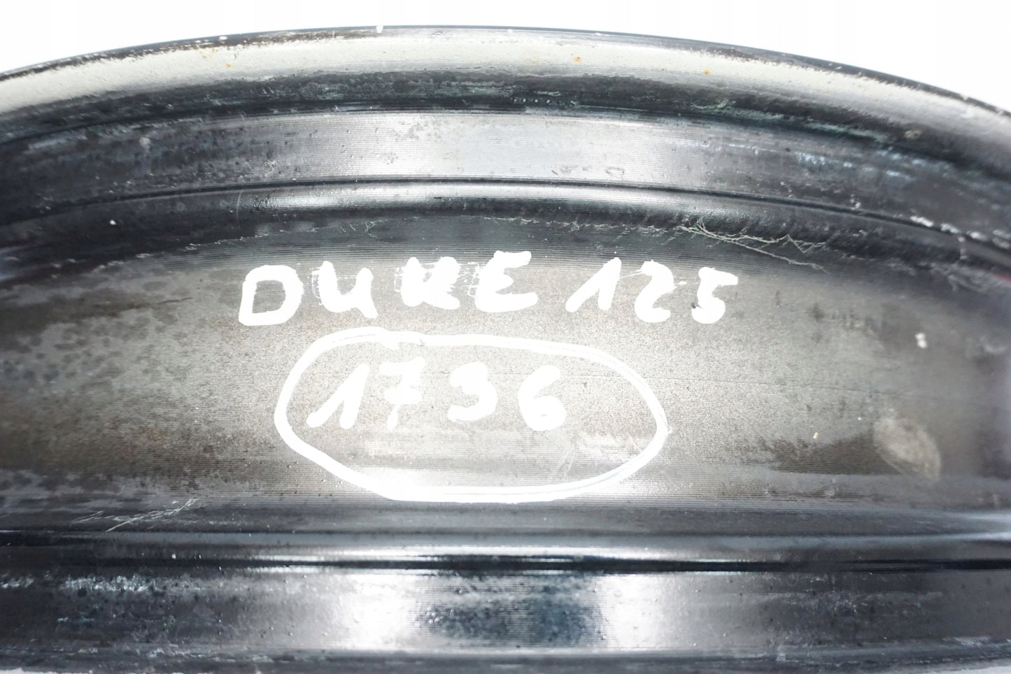 KTM 125 DUKE 11-16 Felge hinten Wheel Hinterrad 4