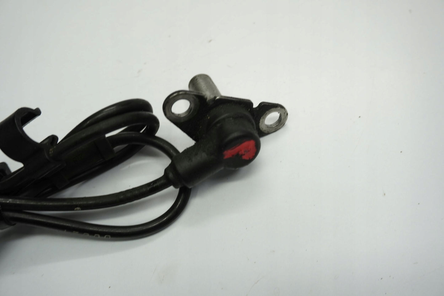 HONDA VFR 1200 F 09-16 ABS Sensor vorne 3