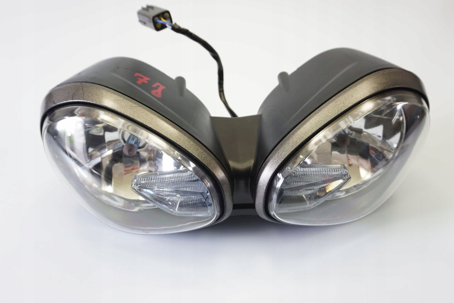 TRIUMPH SPEED TRIPLE 1050 RS 18-20 Scheinwerfer Headlight