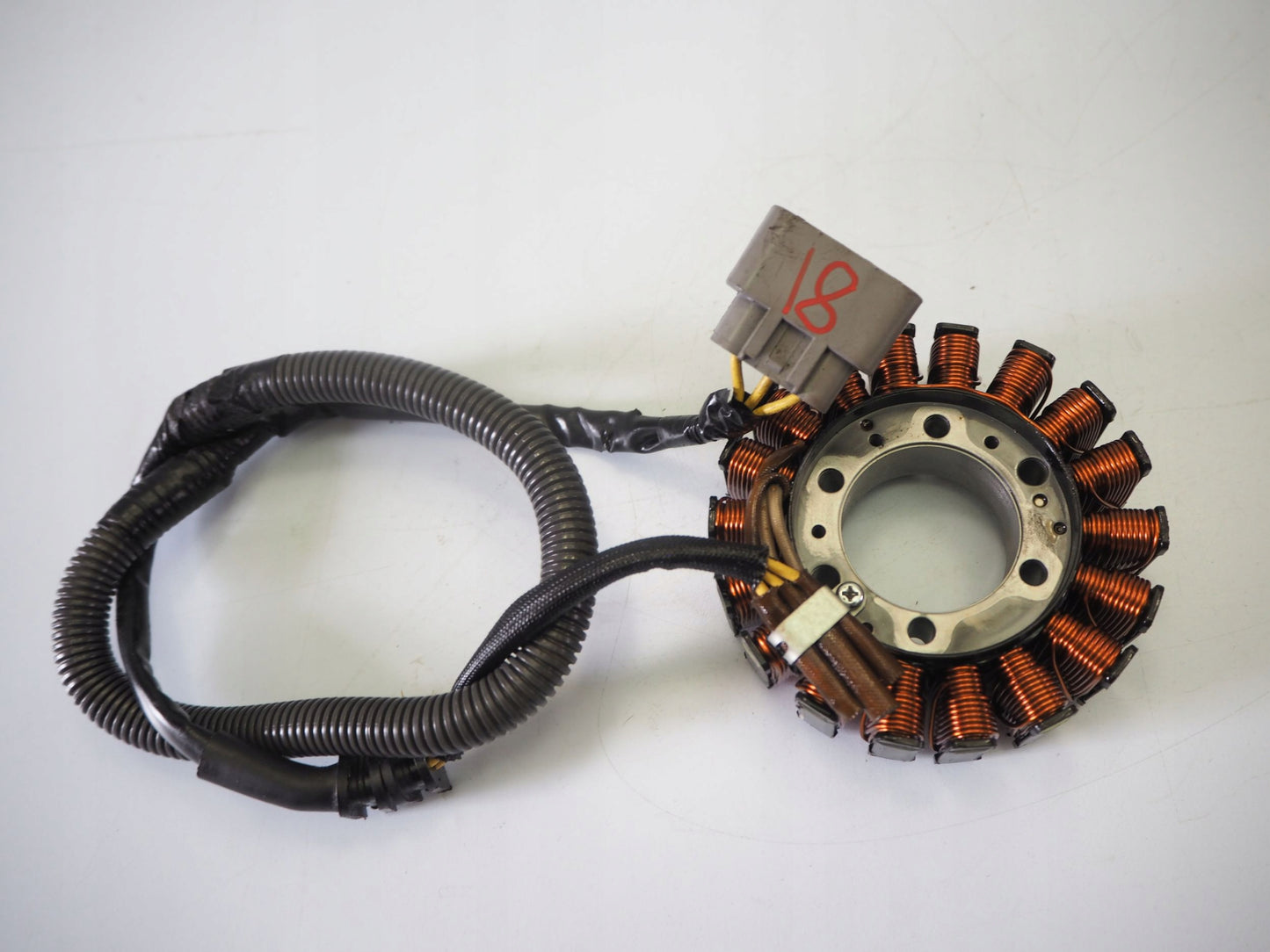 HONDA VFR 800 F 17- Lichtmaschine Stator Generator Lima Alternator 5