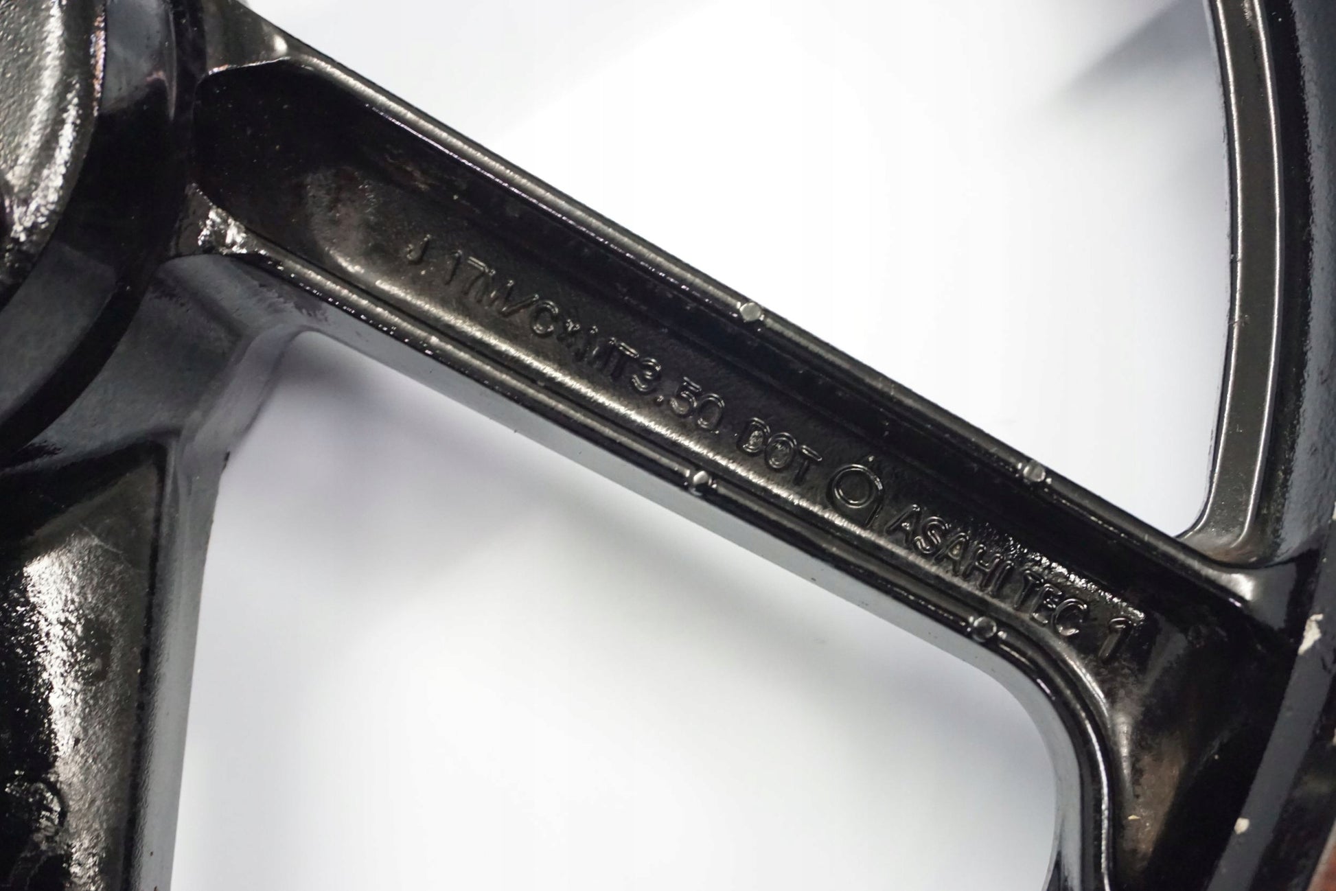 HONDA VFR 800 V-TEC 02-12 Felge vorne Wheel Vorderrad 9