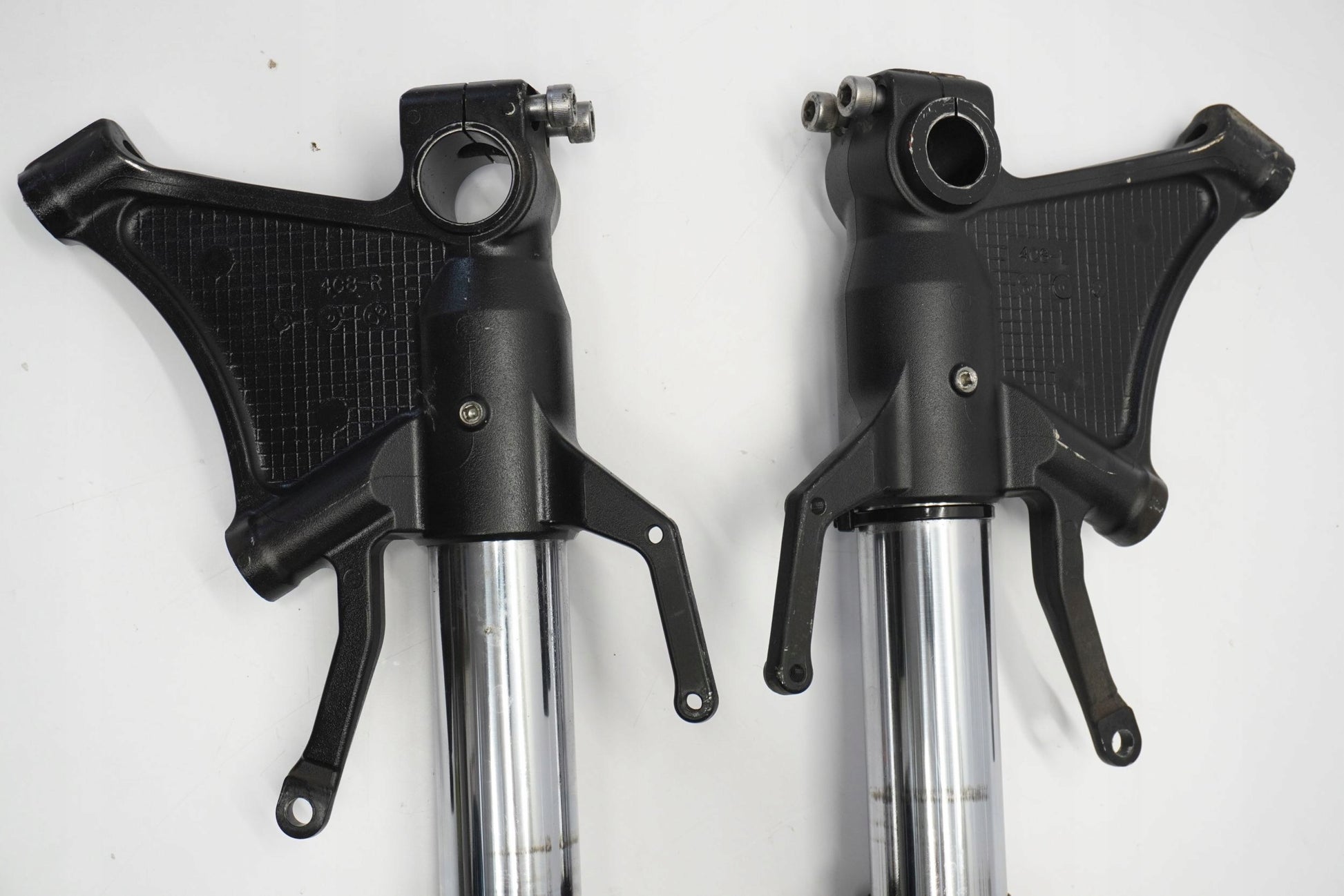YAMAHA YZF-R1 RN19 07-08 Gabel Gabelholme Fork 11