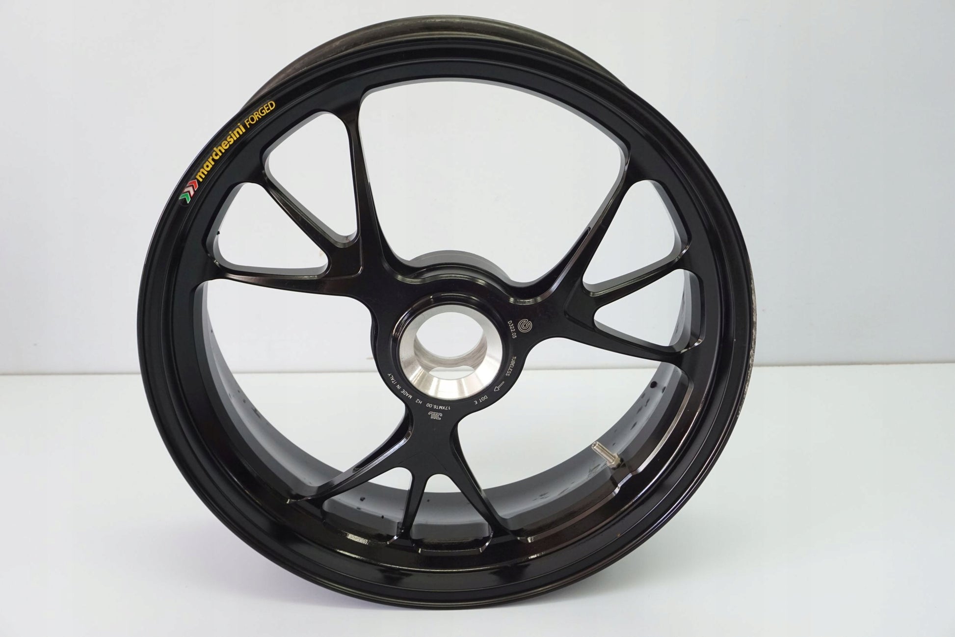 DUCATI PANIGALE 1100 V4 S 18- Felge hinten Wheel Hinterrad 8