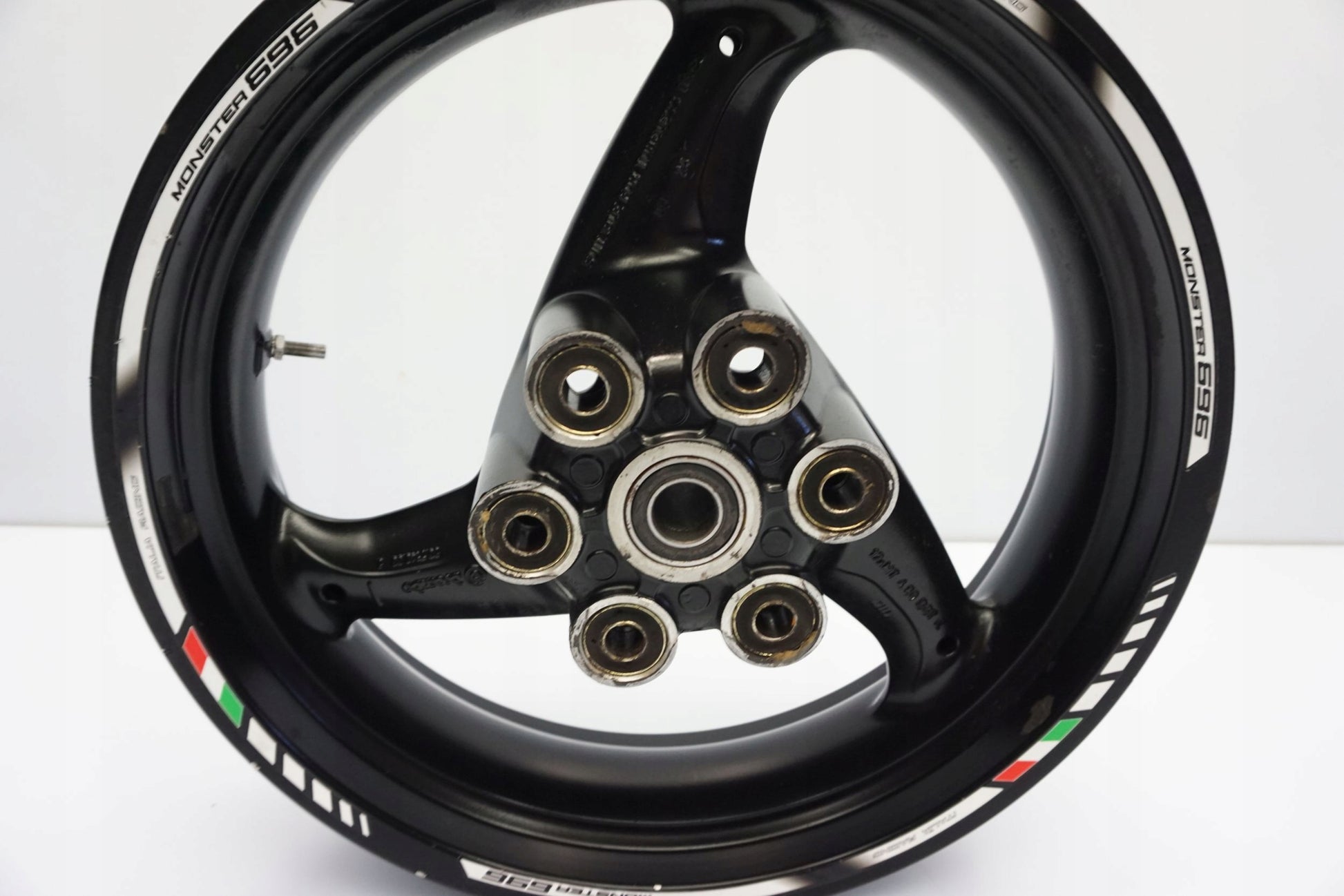 DUCATI MONSTER 696 08-14 Felge hinten Wheel Hinterrad 10