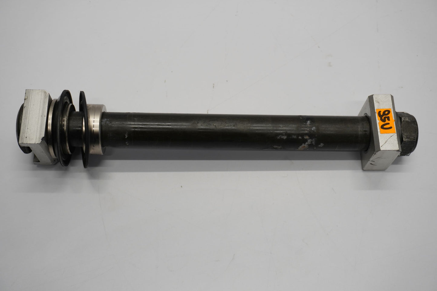 YAMAHA YZF-R6 RJ05 RJ09 03-05 Hinterachse Achse hinten Radachse rear axle 4