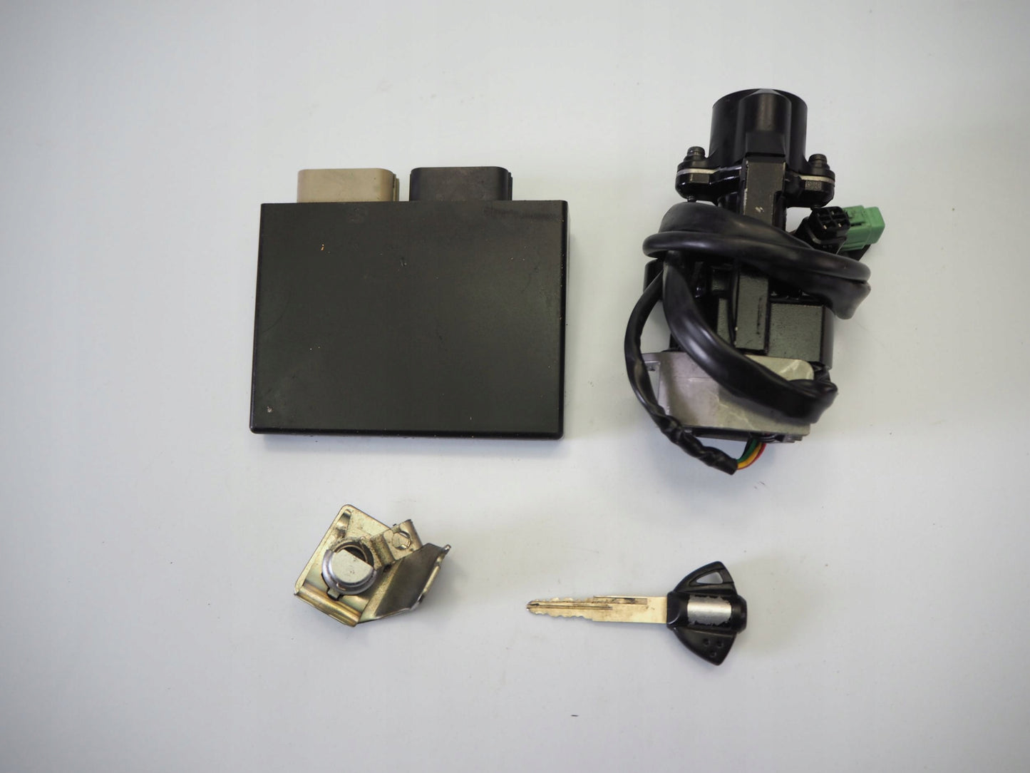 SUZUKI GSX-R 1000 K9-L6 Schlosssatz Zündschloss Lock Set