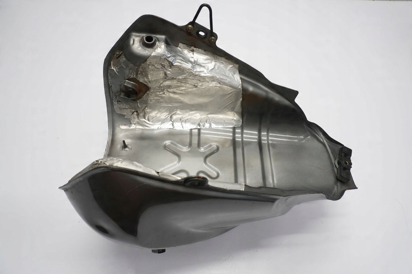 HONDA XL 125 V VARADERO 01-06 Kraftstofftank Benzintank Fuel Tank 10