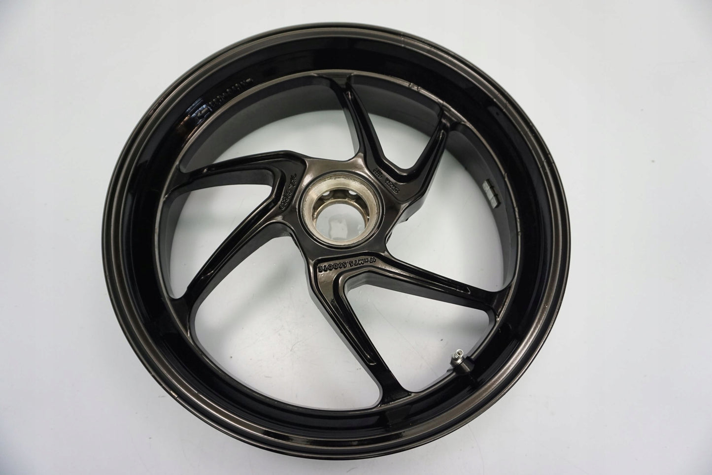 MV AGUSTA BRUTALE 800 16- Felge hinten Wheel Hinterrad 7