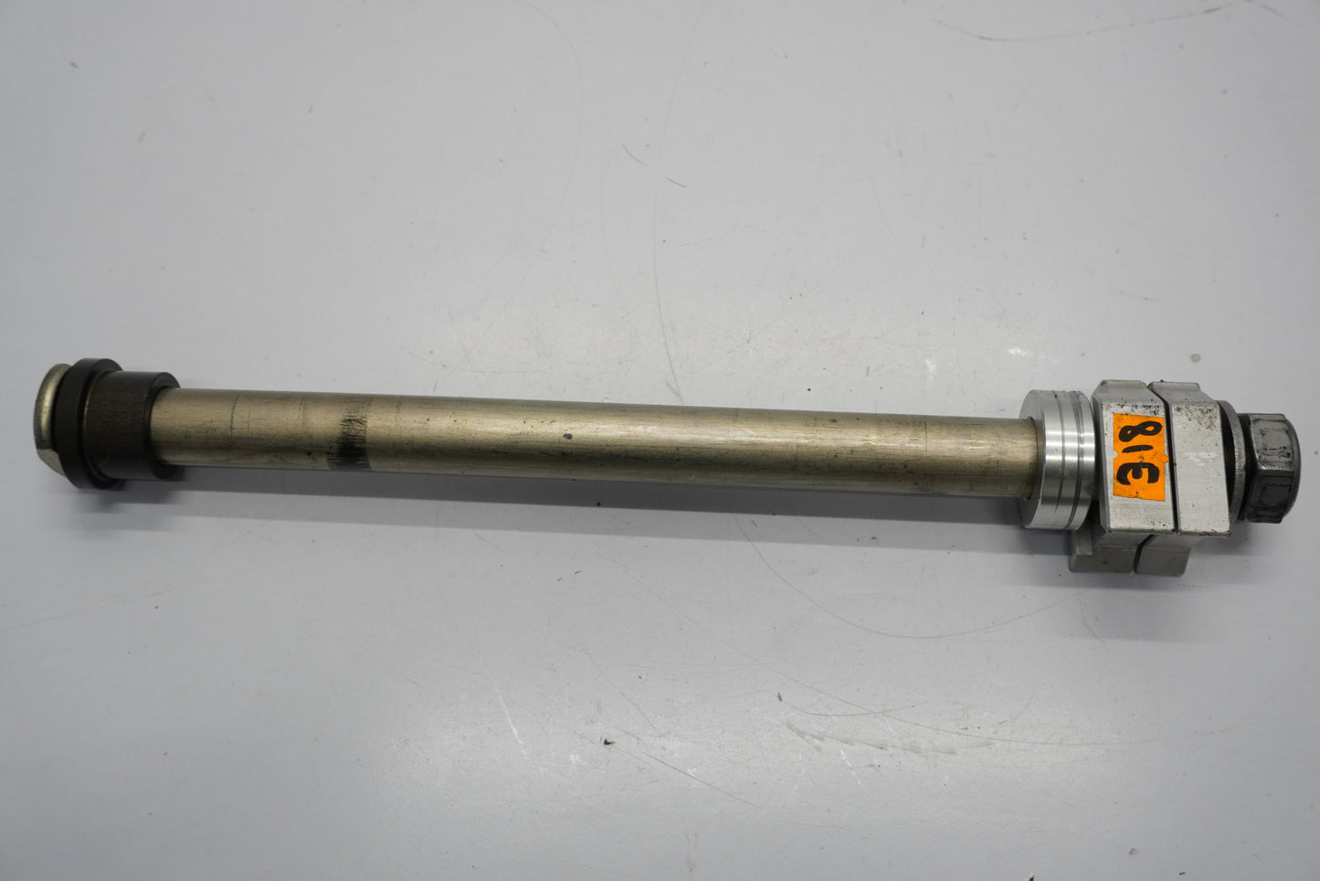 TRIUMPH STREET TRIPLE 675 13-17 Hinterachse Achse hinten Radachse rear axle 2