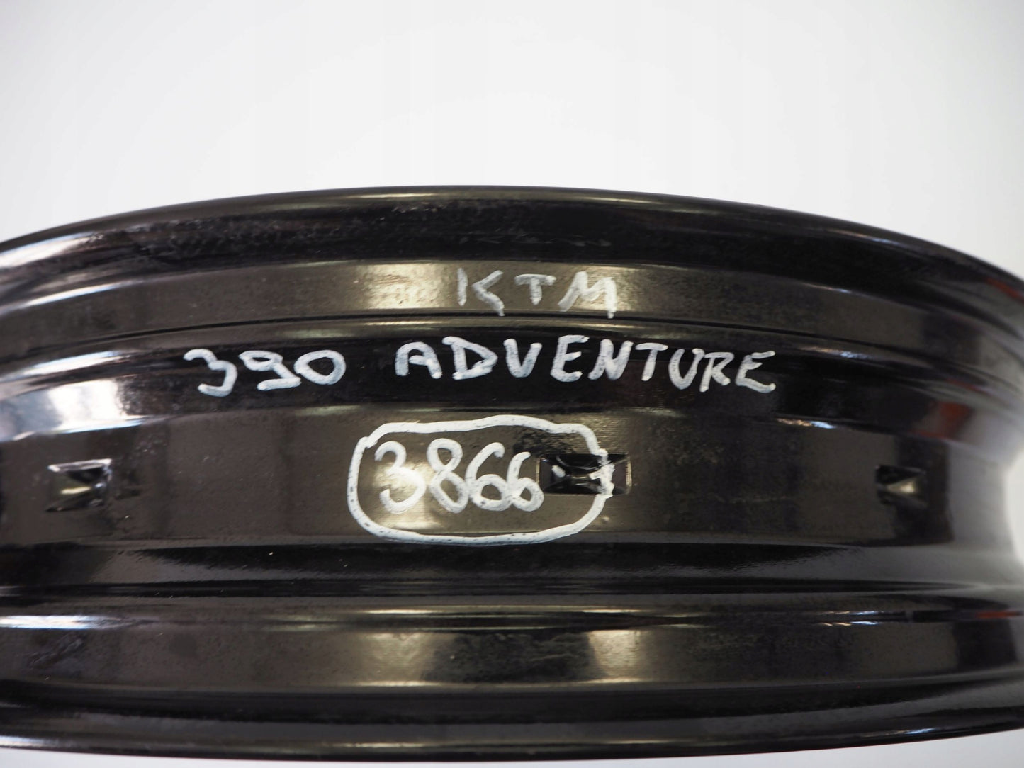 KTM 390 ADV ADVENTURE Felge hinten Wheel Hinterrad 3