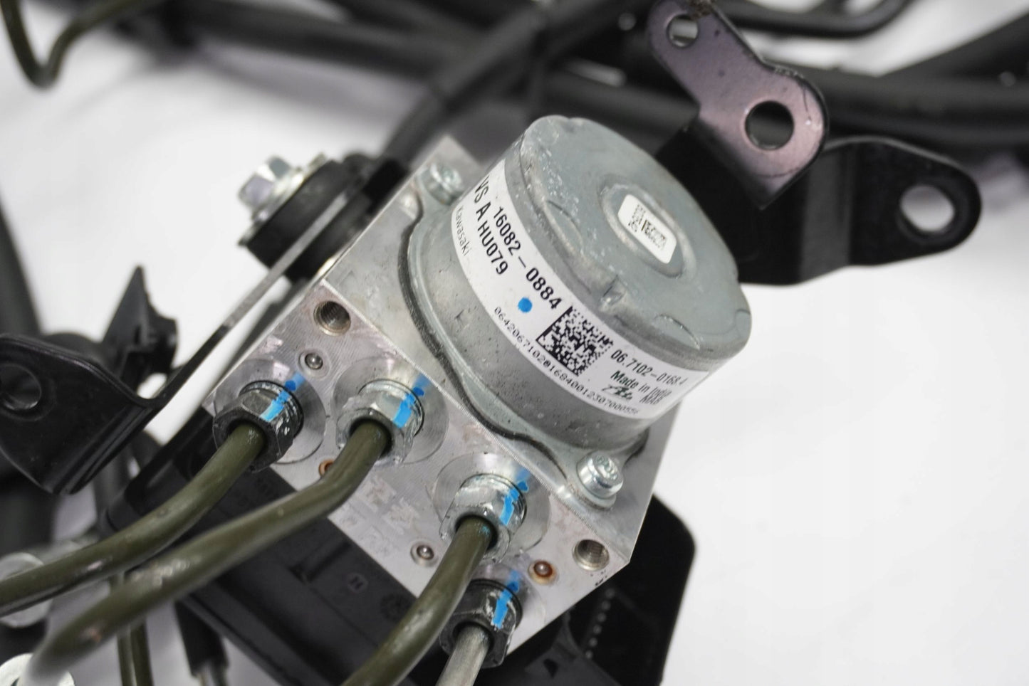 KAWASAKI NINJA 650 23- ABS Pumpe Druckmodulator 7