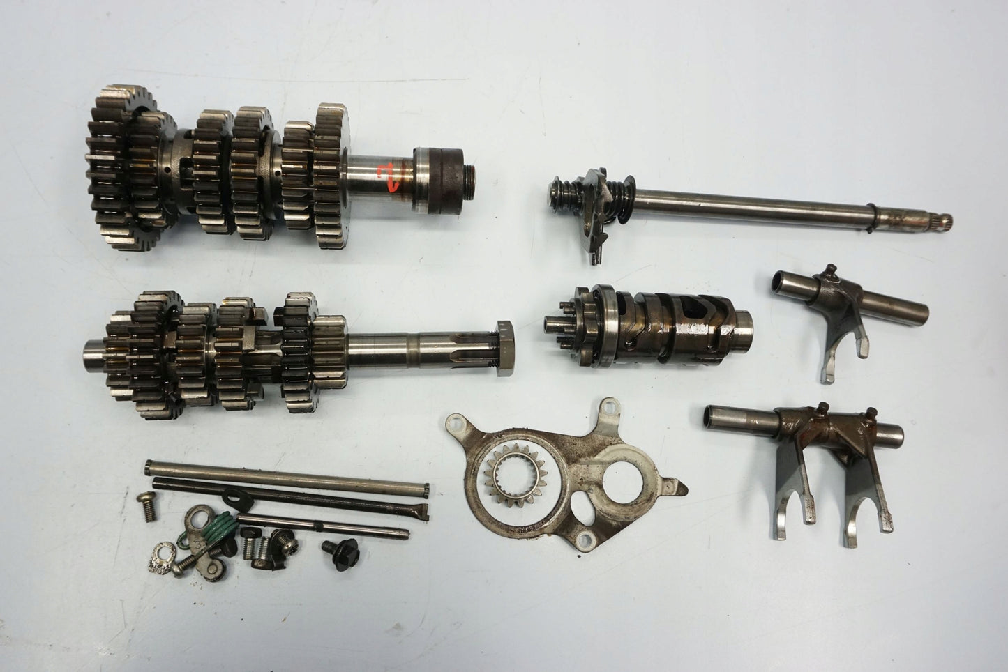 SUZUKI SFV 650 GLADIUS 09-16 Getriebe Gearbox 2