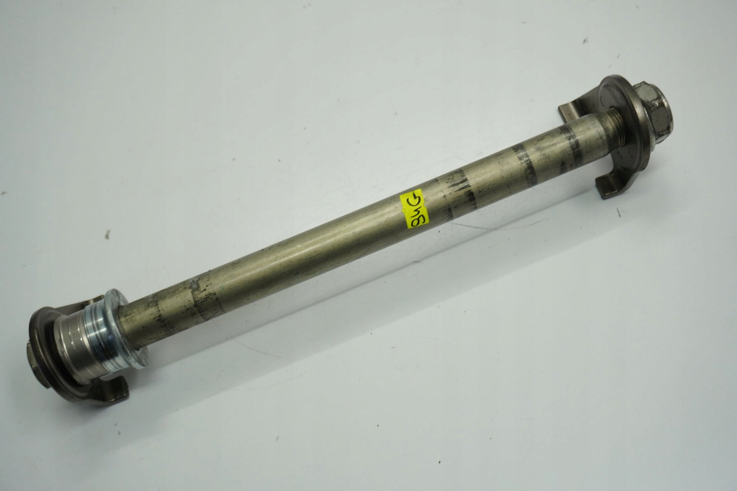 SUZUKI GSX-S 750 17-23 Hinterachse Achse hinten Radachse rear axle 5