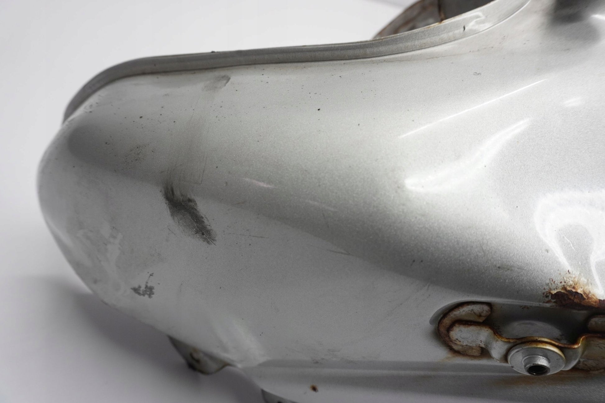 SUZUKI DL 650 V-STROM 04-11 Kraftstofftank Benzintank Fuel Tank 9