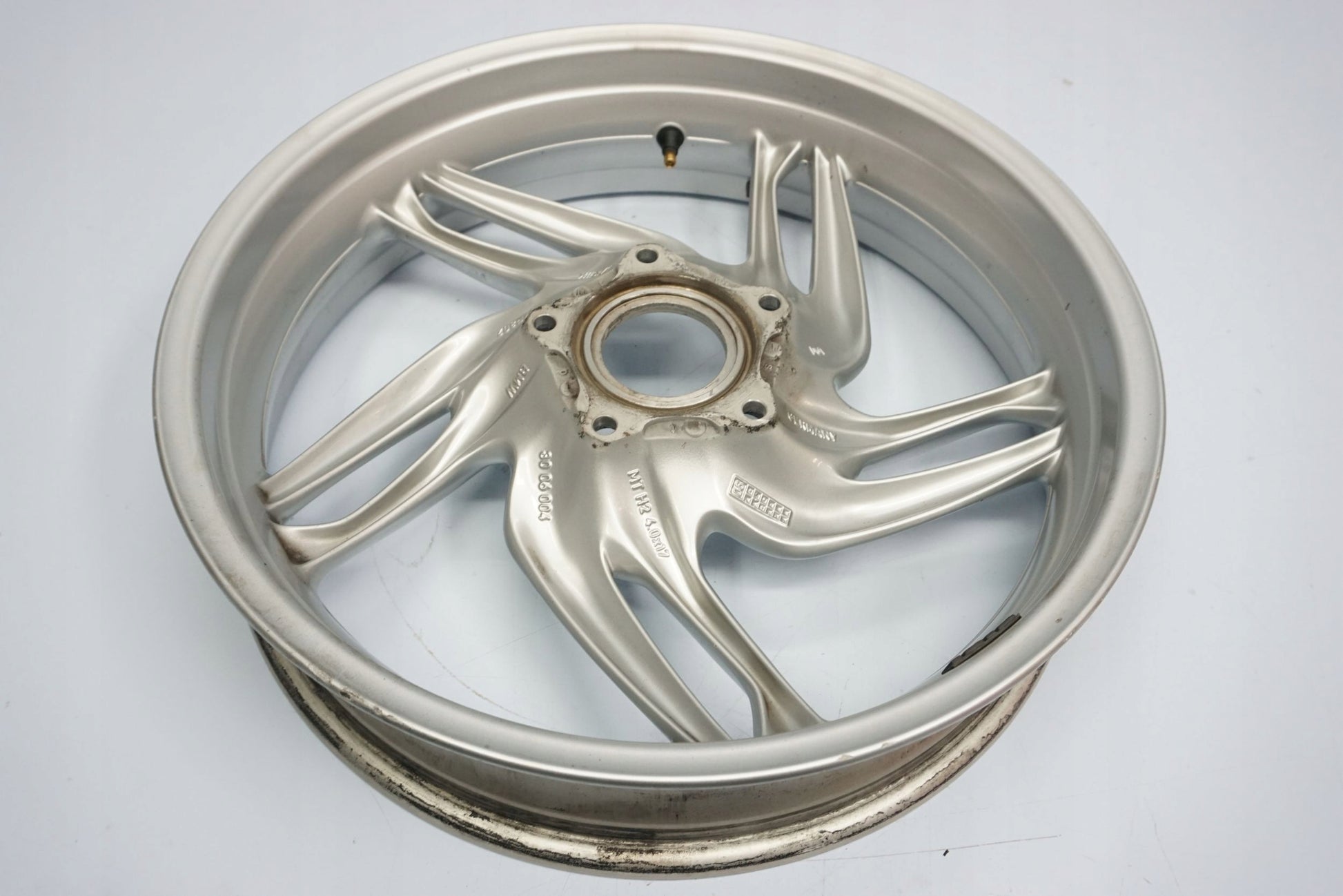 BMW R 1200 GS K25 04-07 Felge hinten Wheel Hinterrad 5