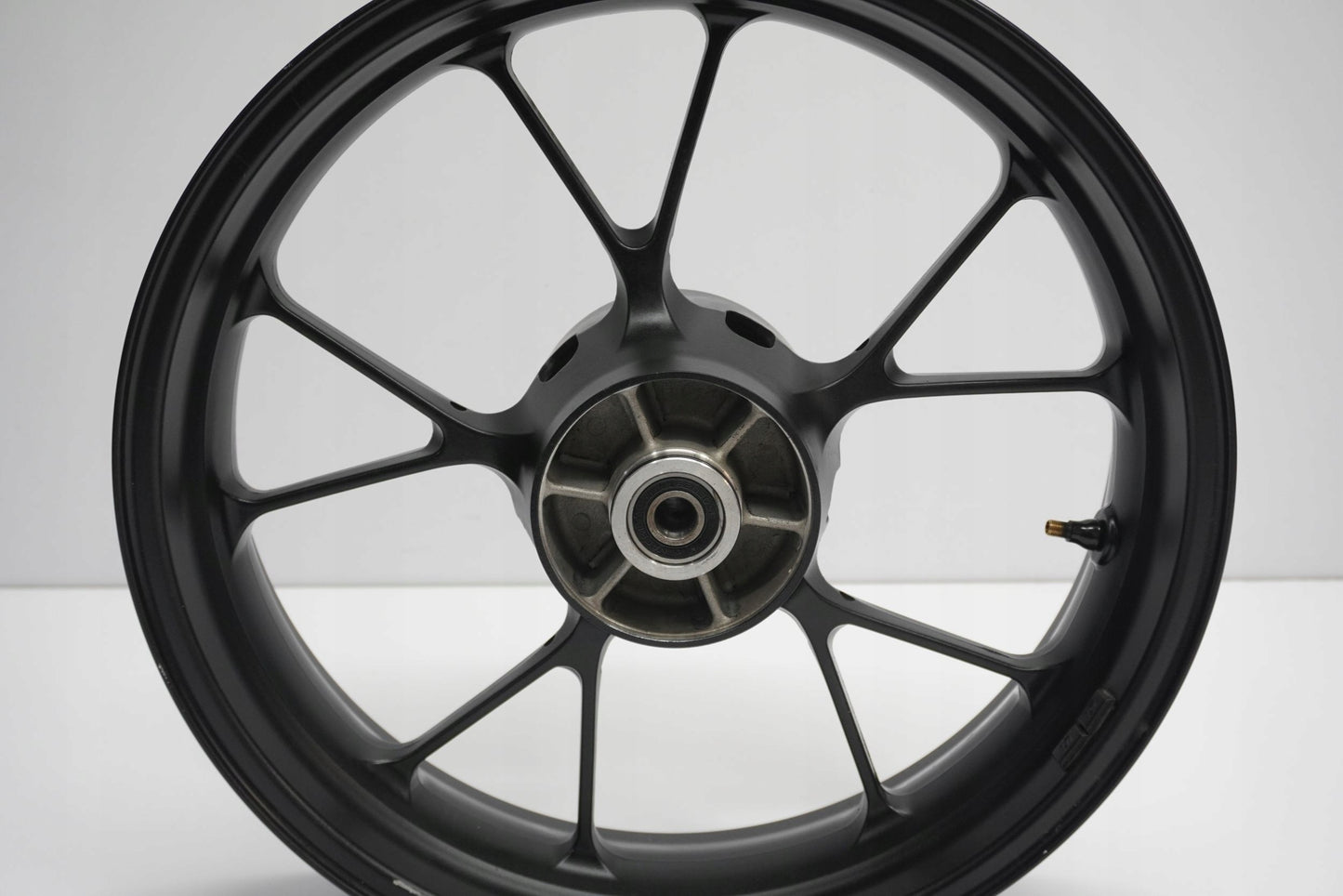 HONDA CB 125 R JC79 18-20 Felge hinten Wheel Hinterrad 9