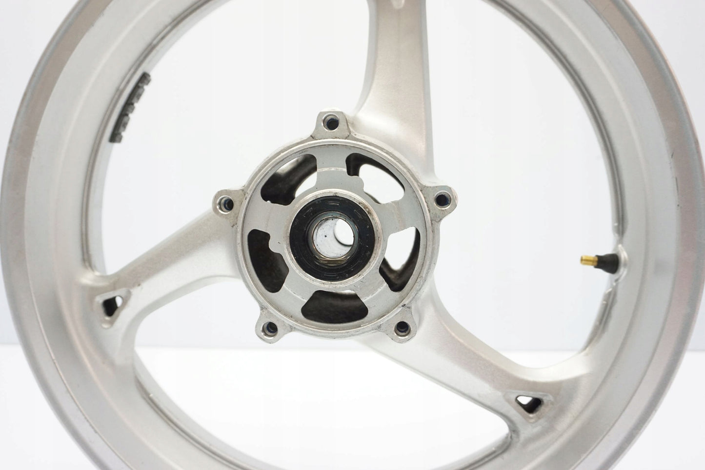 SUZUKI GSX-R 1300 HAYABUSA 08-16 Felge vorne Wheel Vorderrad