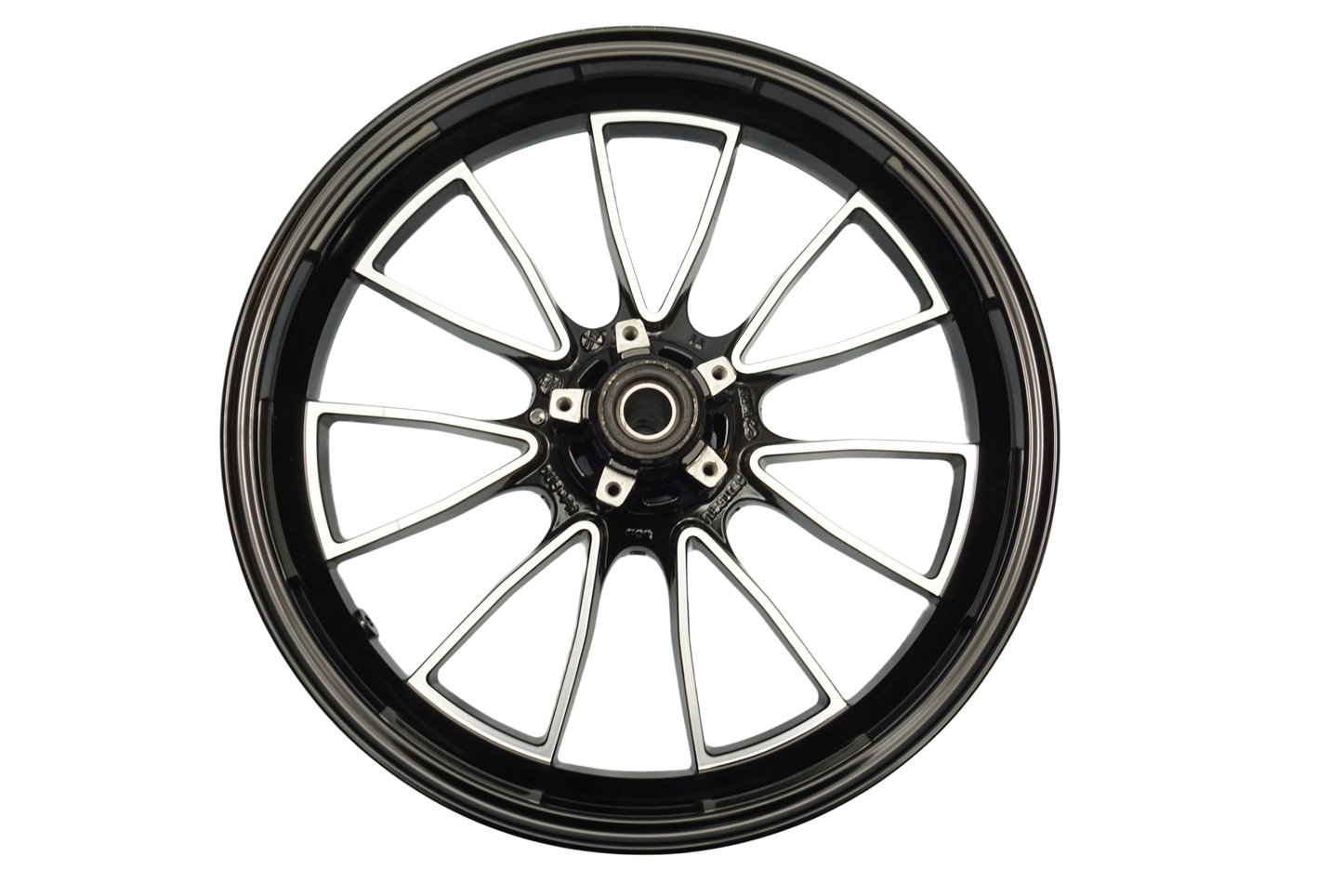 DUCATI DIAVEL 1200 Felge vorne Wheel Vorderrad 1