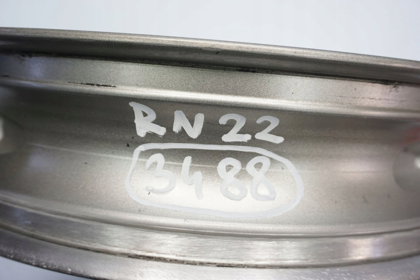 YAMAHA YZF-R1 RN22 09-15 Felge vorne Wheel Vorderrad