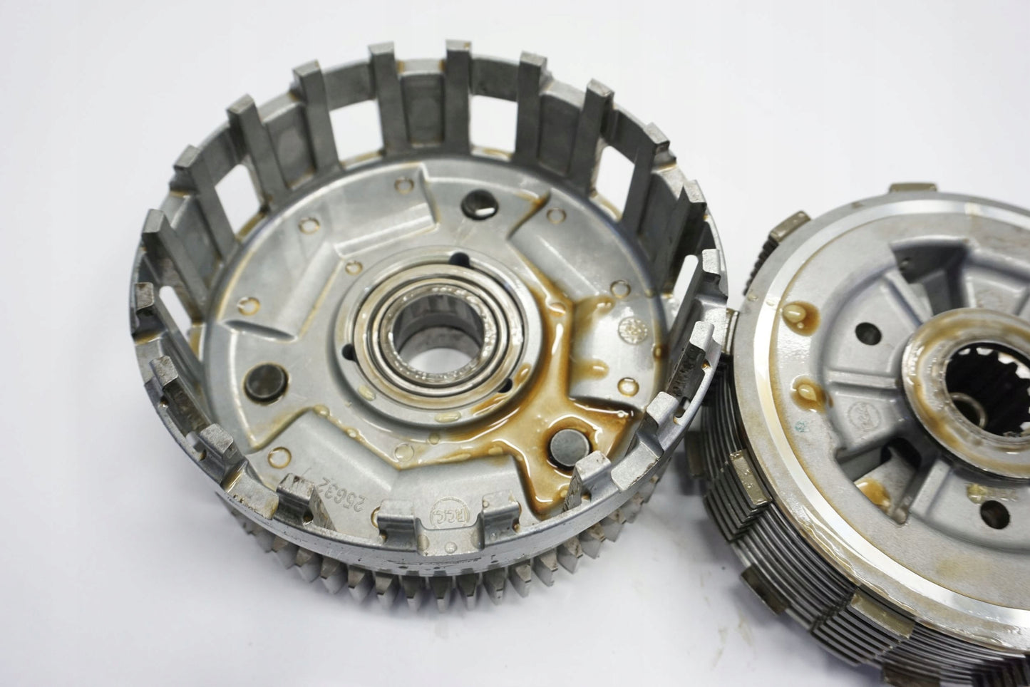 DUCATI MONSTER 937 21- Kupplung Kupplungskorb Clutch 3