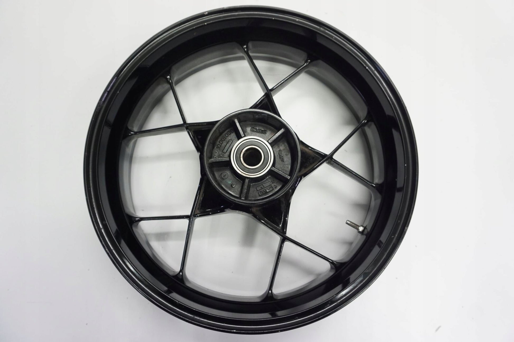 KTM 690 DUKE 12-15 Felge hinten Wheel Hinterrad 8