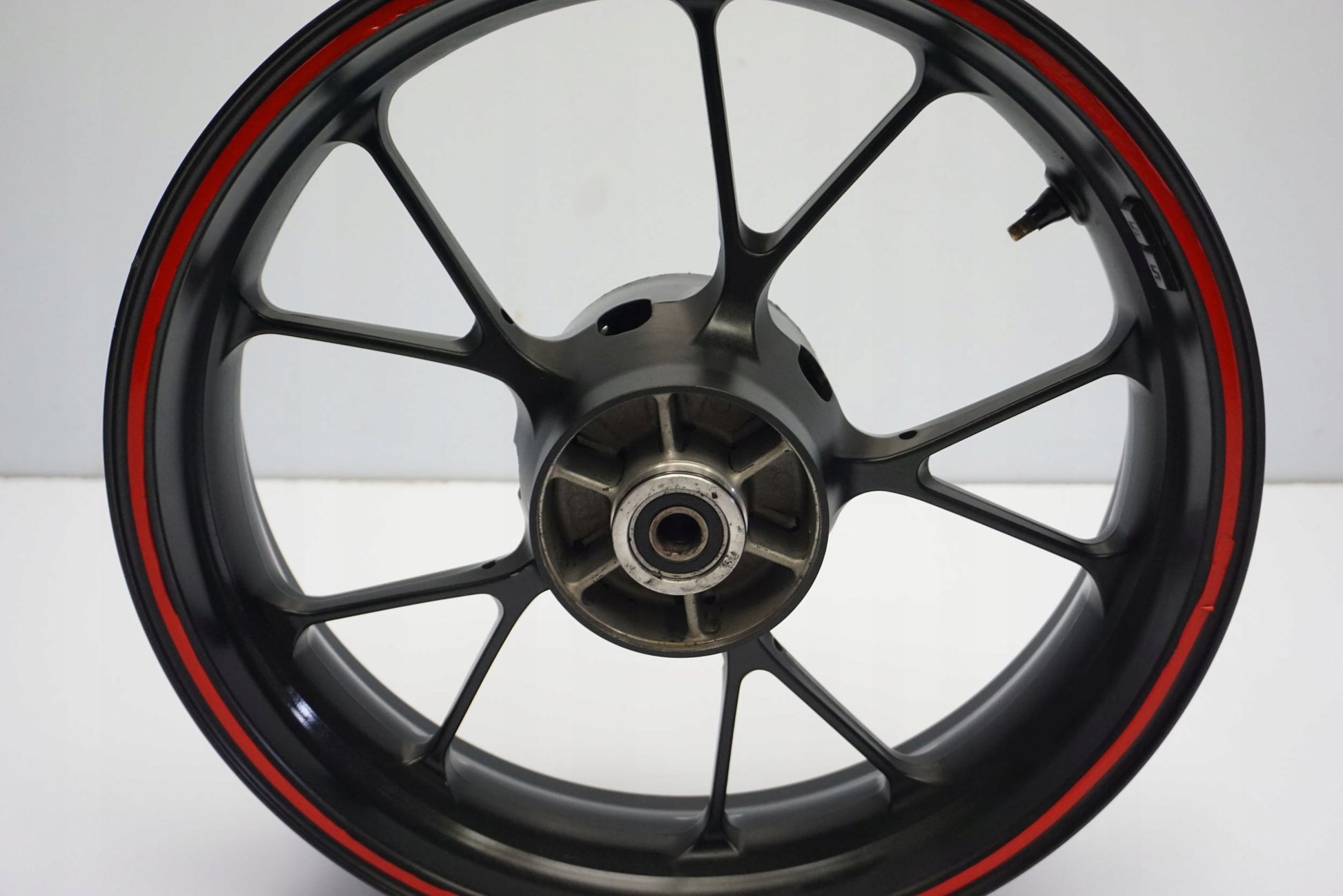 HONDA CB 125 R JC79 18-20 Felge hinten Wheel Hinterrad 8