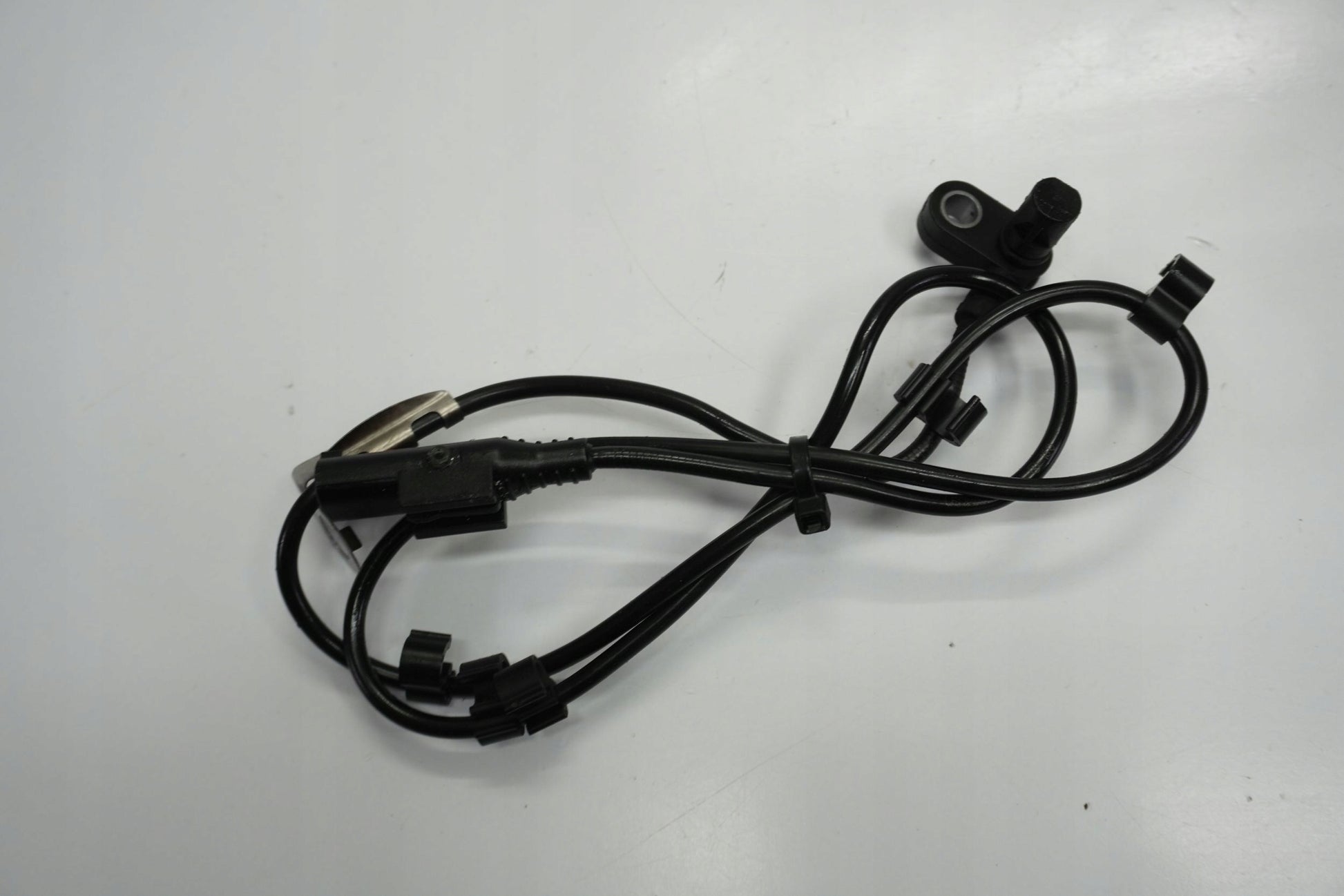 BMW R 1200 R K53 15-18 ABS Sensor vorne 5