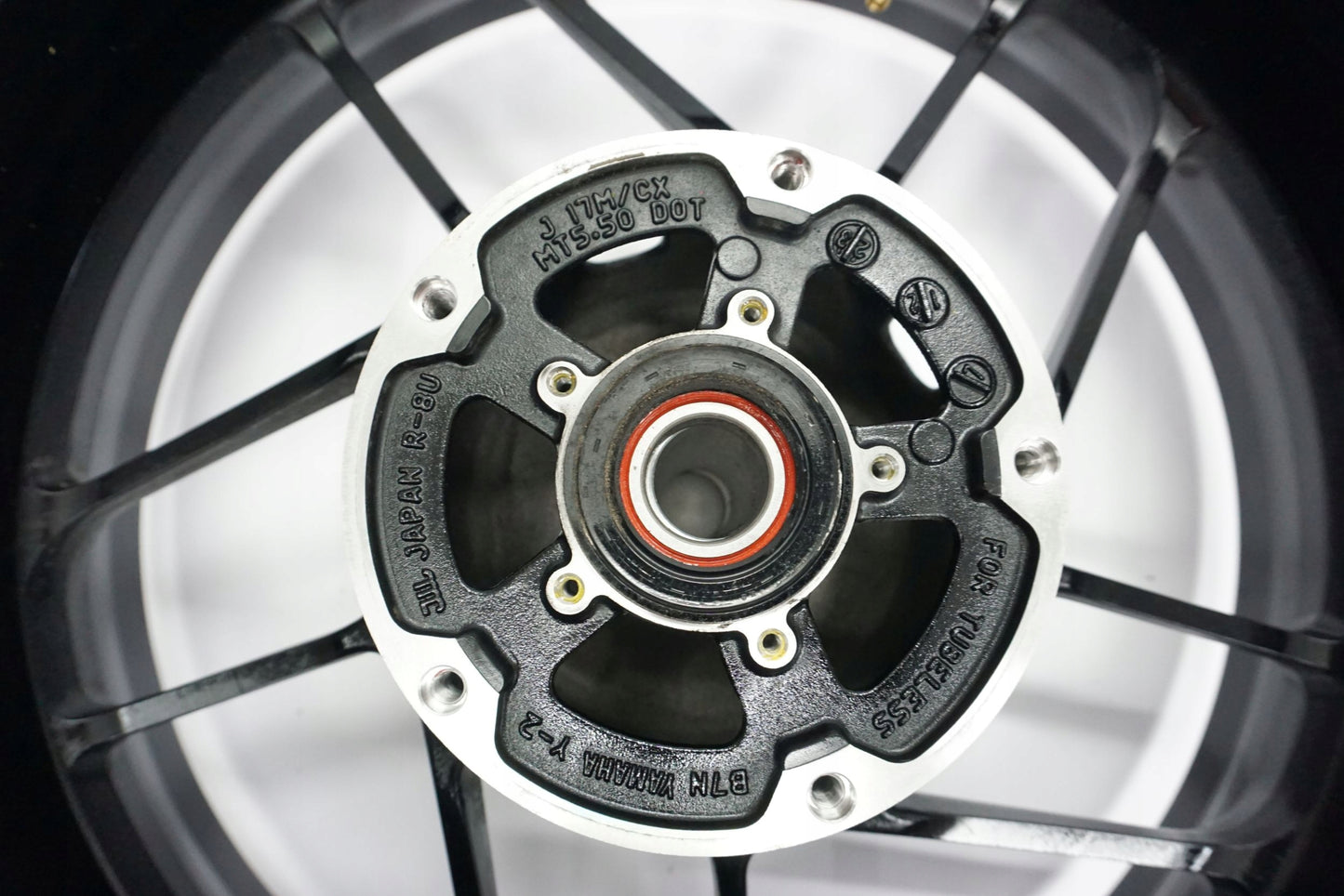 YAMAHA MT-09 24- Felge hinten Wheel Hinterrad 3