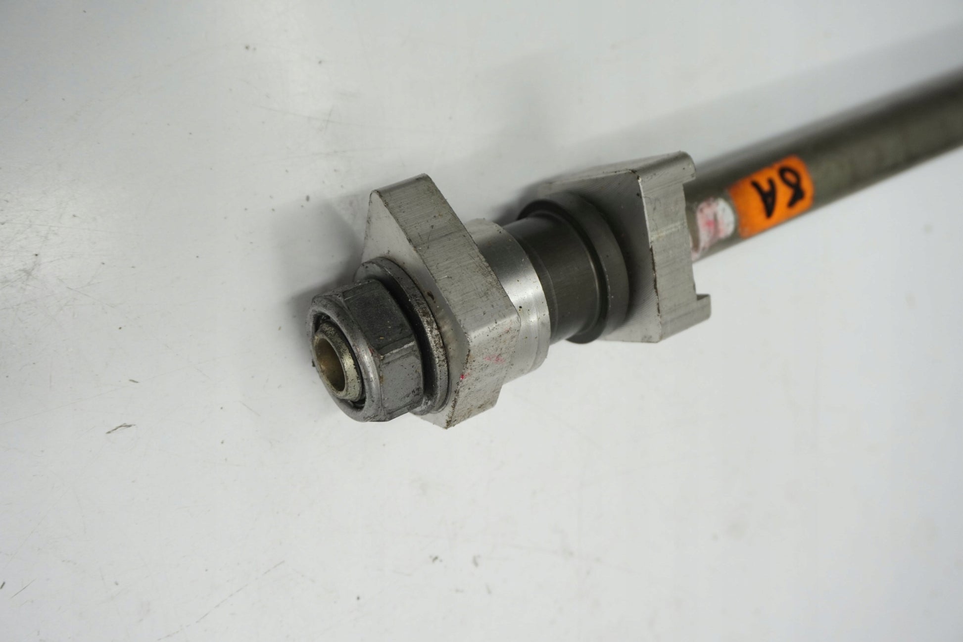 TRIUMPH STREET TRIPLE 675 07-12 Hinterachse Achse hinten Radachse rear axle 3