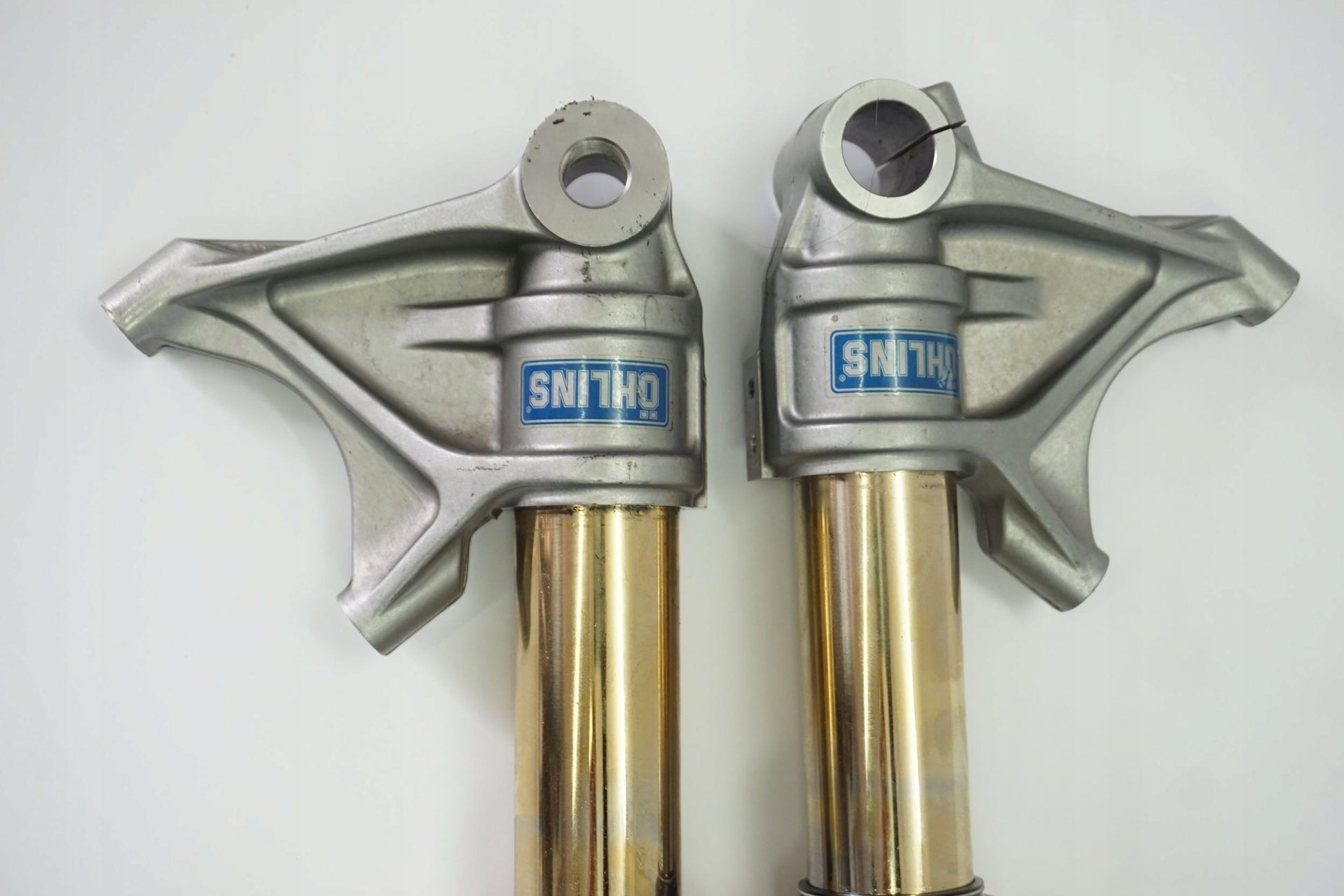 TRIUMPH DAYTONA 675 06-12 Öhlins Gabel Gabelholme Fork 8