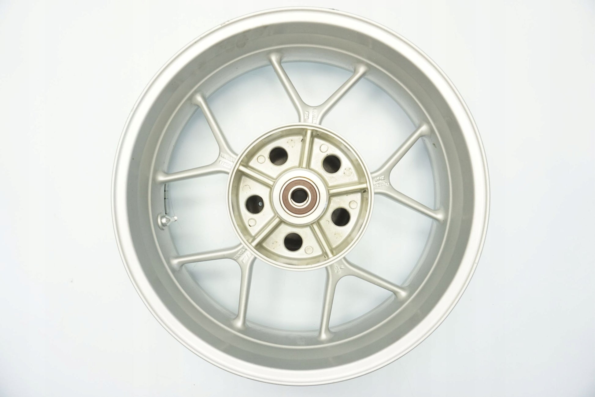 TRIUMPH TIGER 1050 06-12 Felge hinten Wheel Hinterrad 2