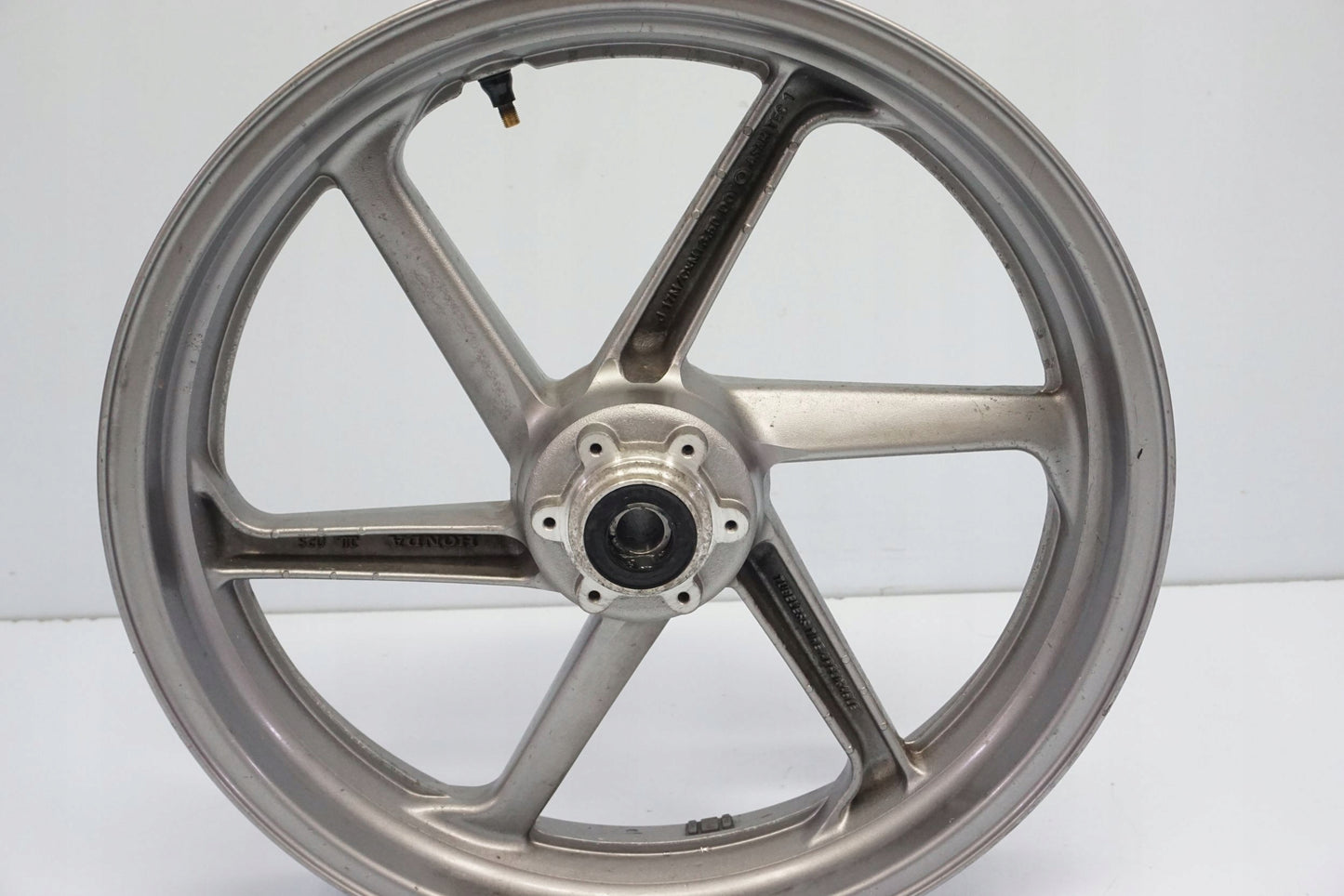 HONDA VFR 800 V-TEC 02-12 Felge vorne Wheel Vorderrad 2