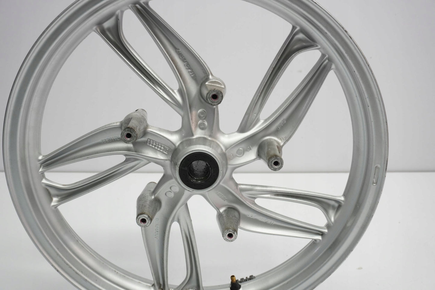 BMW R 1200 GS K25 04-07 Felge vorne Wheel Vorderrad 11