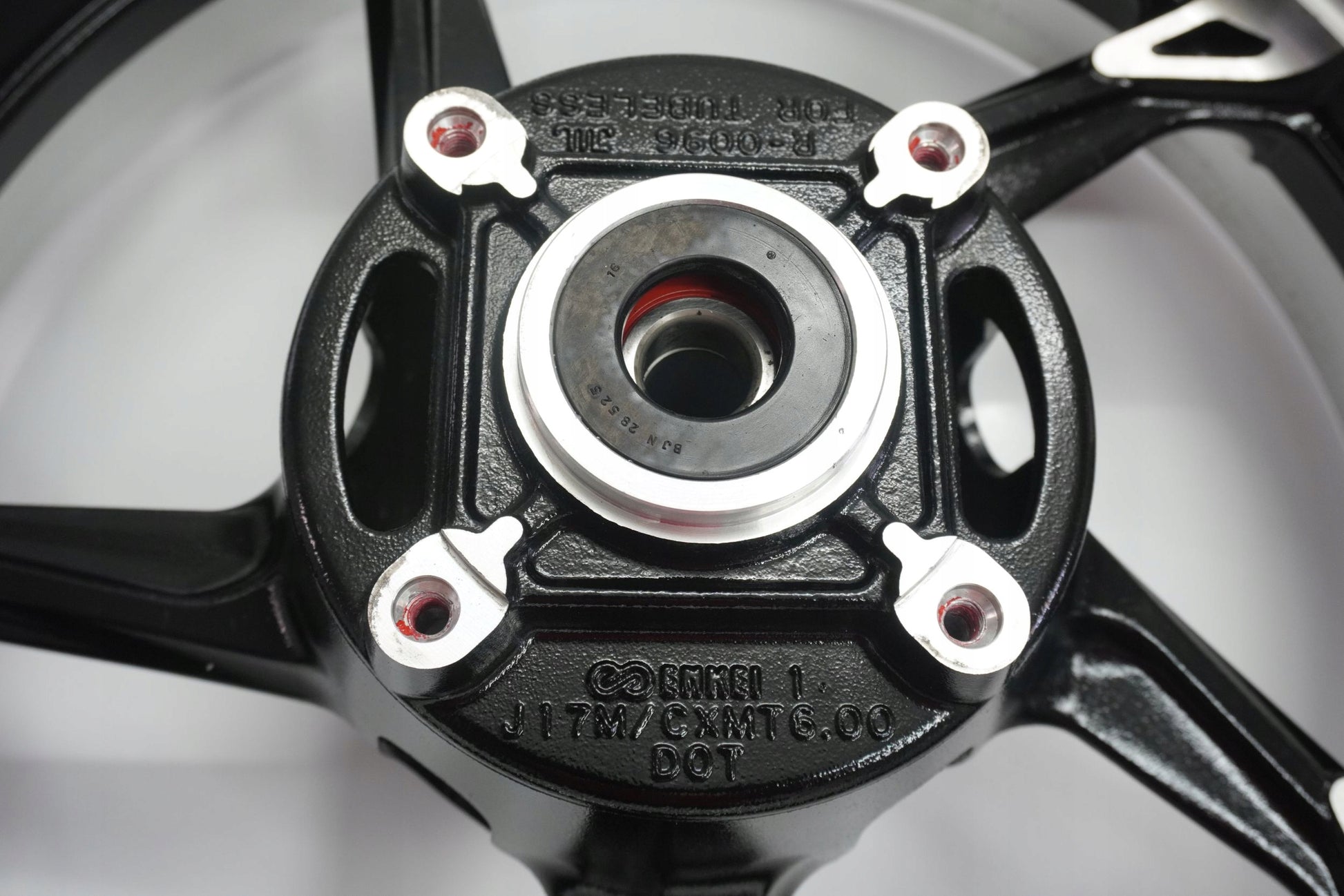 KAWASAKI Z1000 10-13 Felge hinten Wheel Hinterrad 5