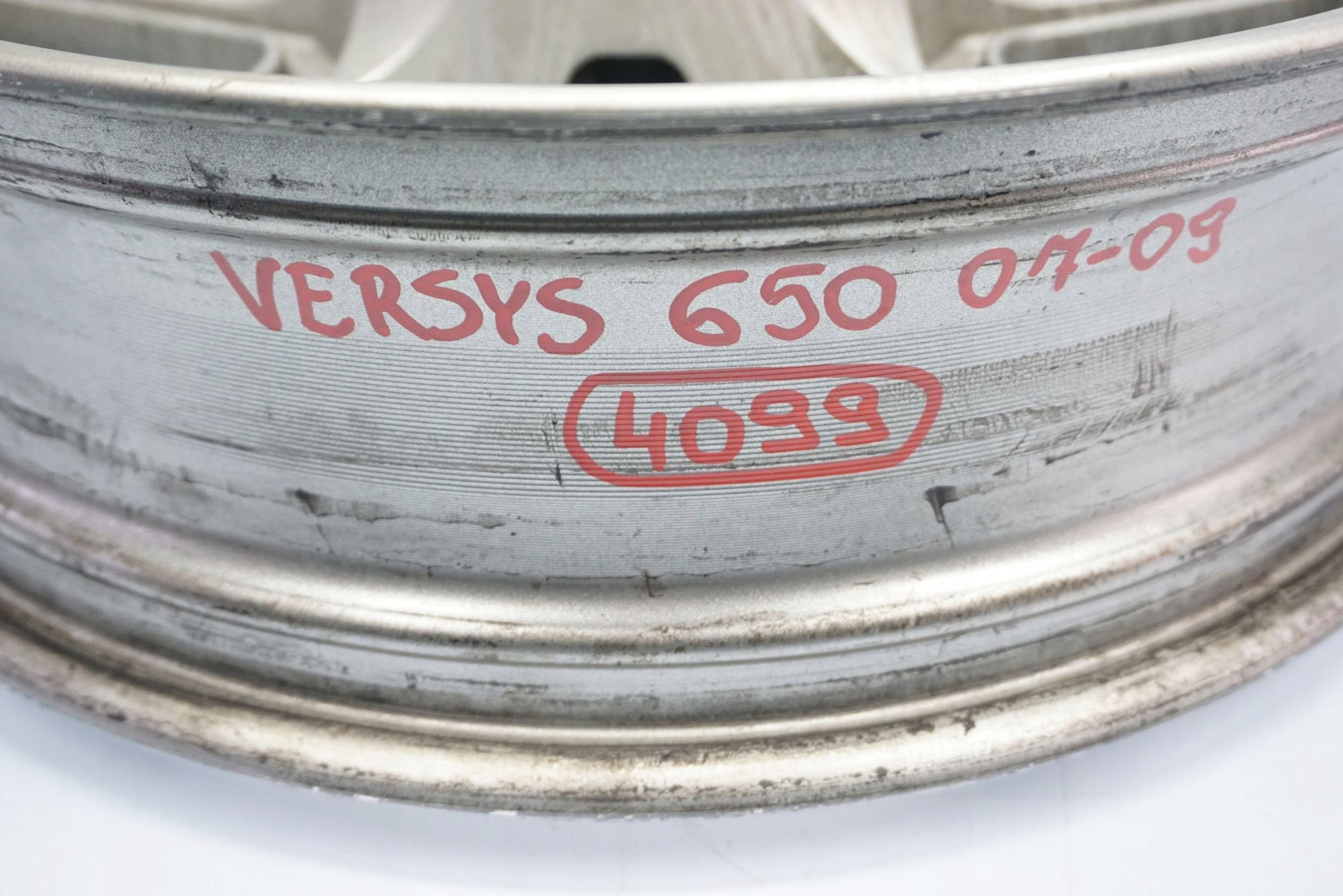 KAWASAKI Z-800 13-17 Felge hinten Wheel Hinterrad 5