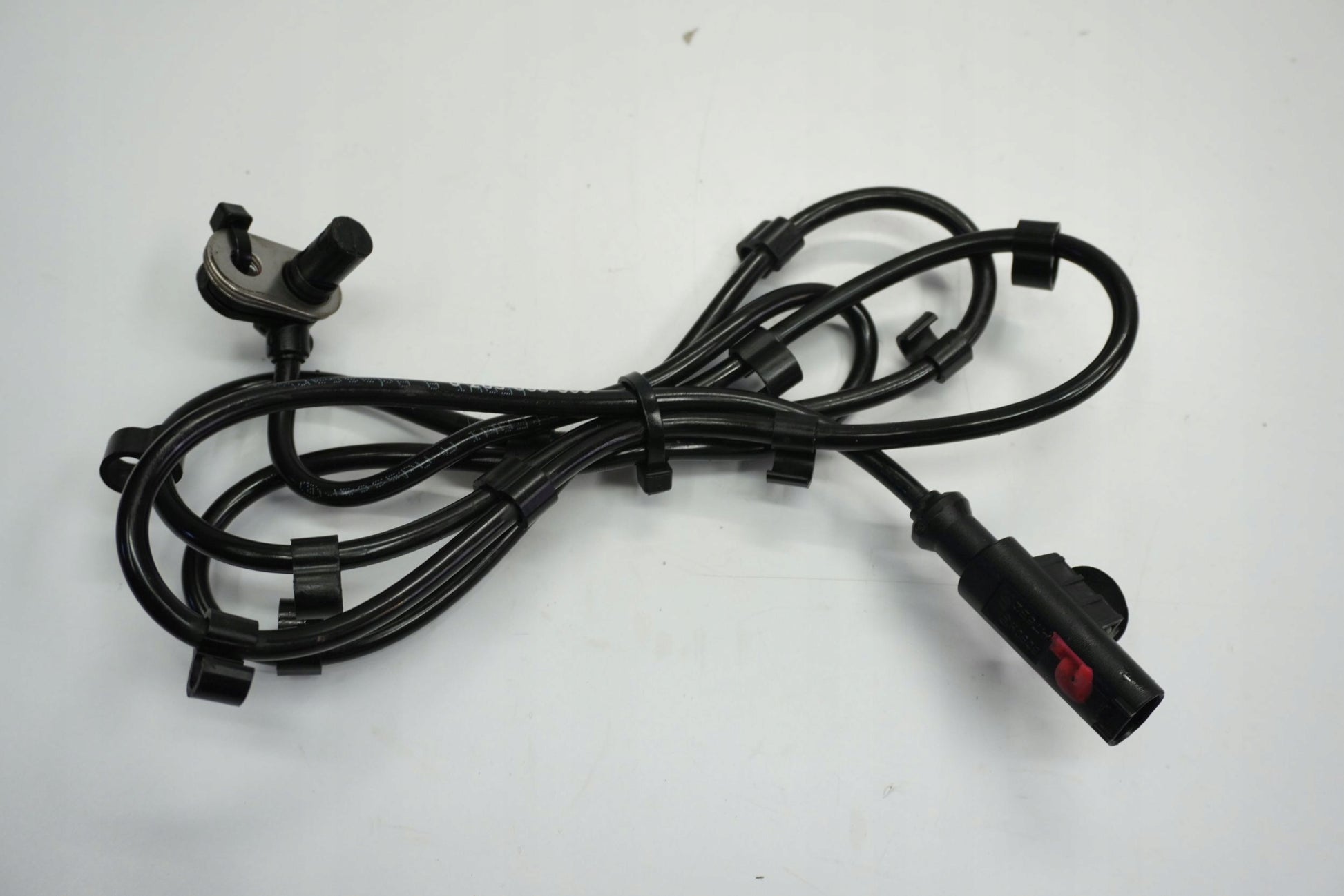 DUCATI SUPERSPORT S 937 17- ABS Sensor vorne 3