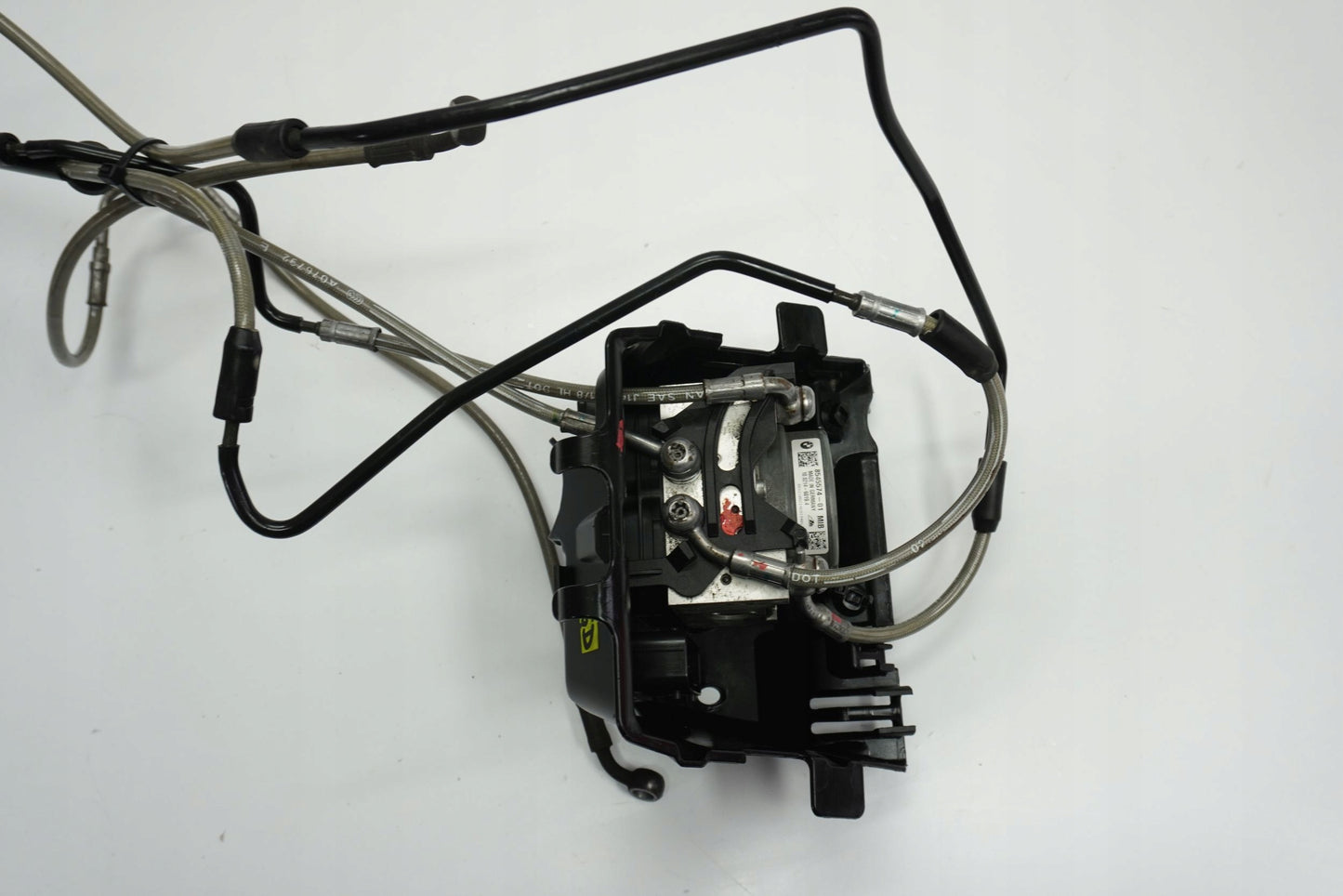 BMW R 1200 R K53 15-18 ABS Pumpe Druckmodulator 4