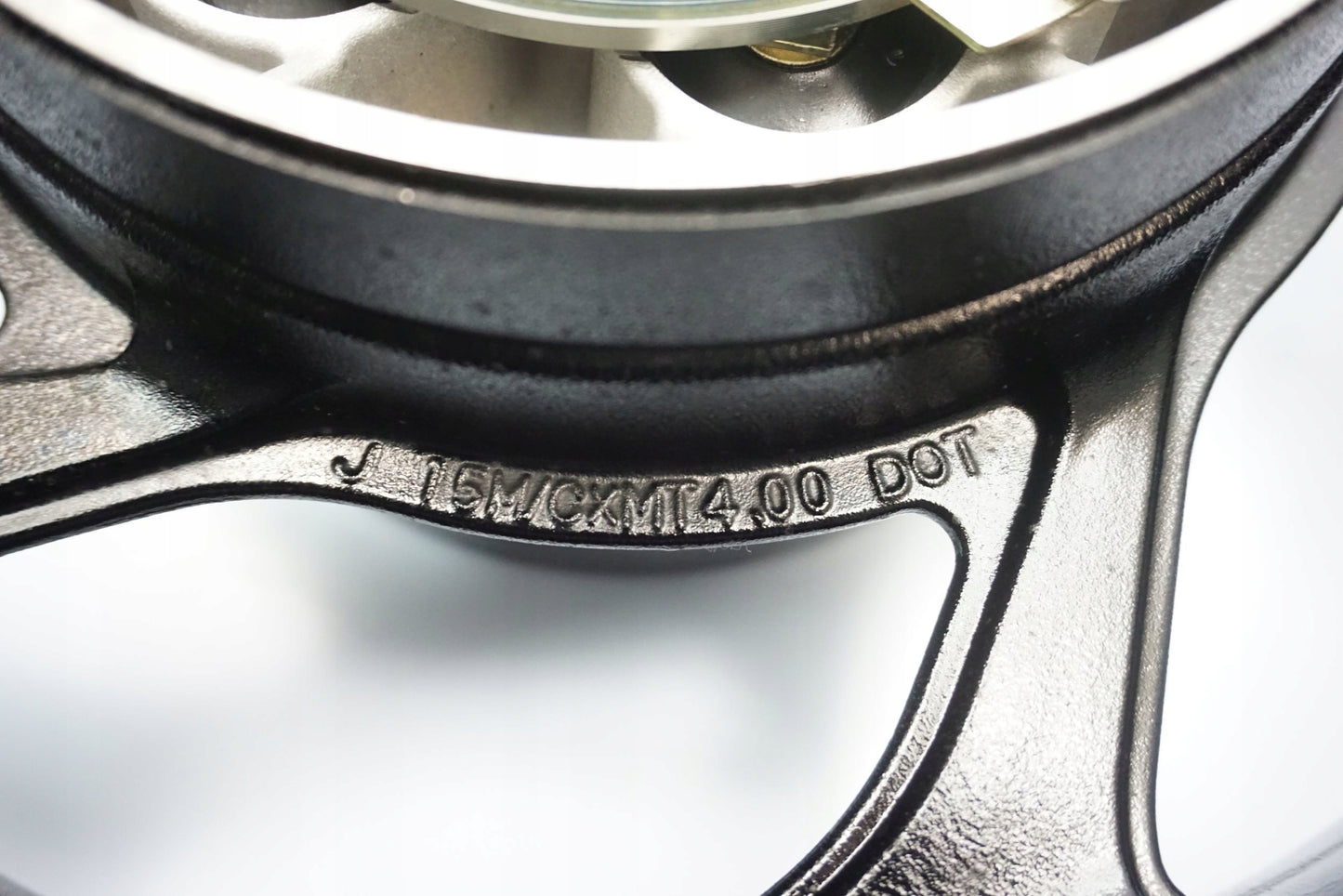 SUZUKI INTRUDER M-800 05-08 Felge hinten Wheel Hinterrad 6