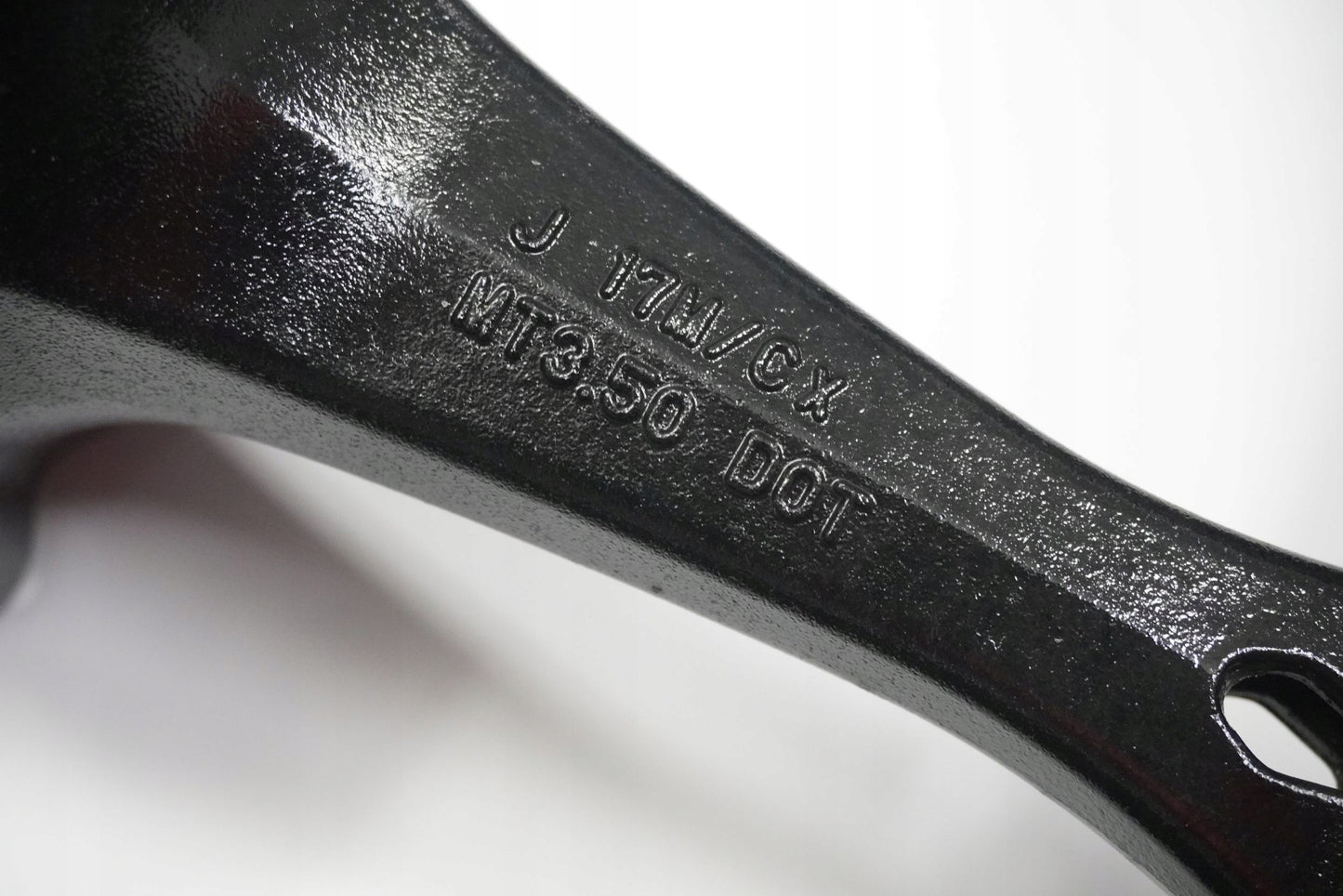 SUZUKI GSX-R 1000 K7-K8 Felge vorne Wheel Vorderrad 8