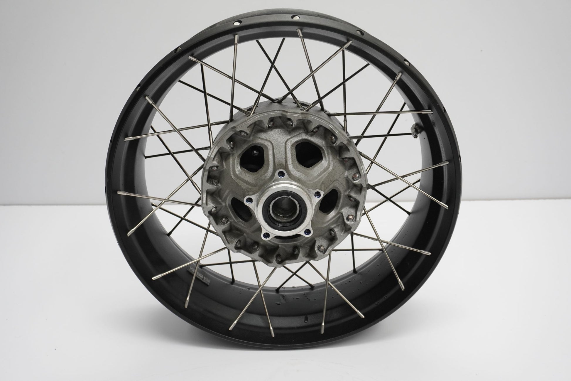 DUCATI MULTISTRADA 950 19- Felge hinten Wheel Hinterrad 2