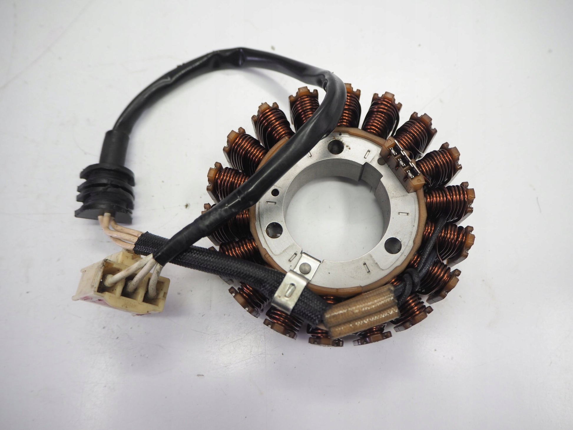 YAMAHA XJ6 N 09-16 Lichtmaschine Stator Generator Lima Alternator 4