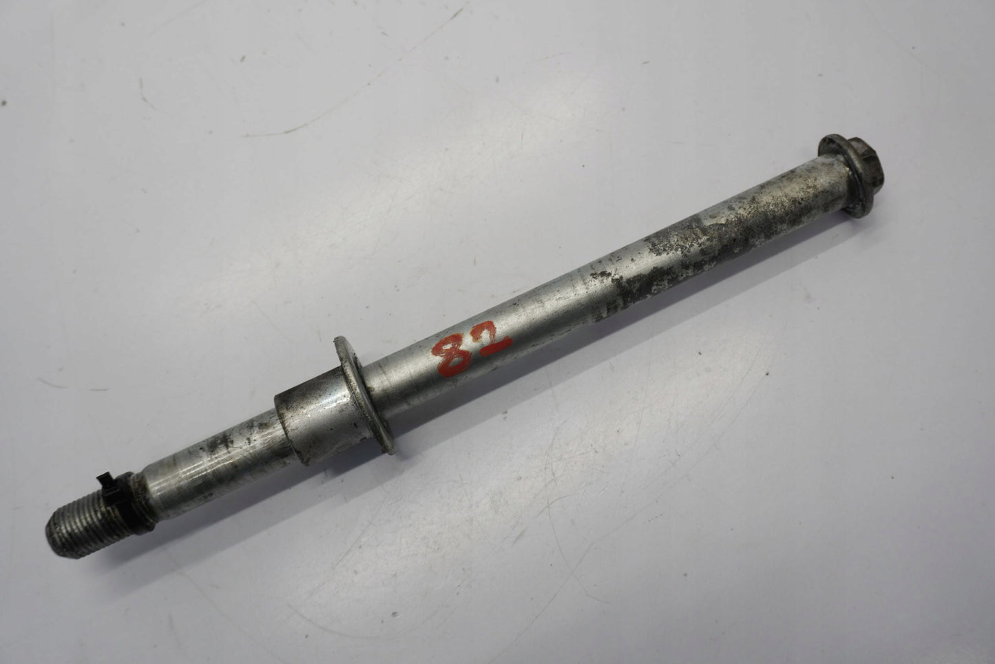SUZUKI SV 650 S 99-02 Vorderachse Achse vorne Radachse front axle 5