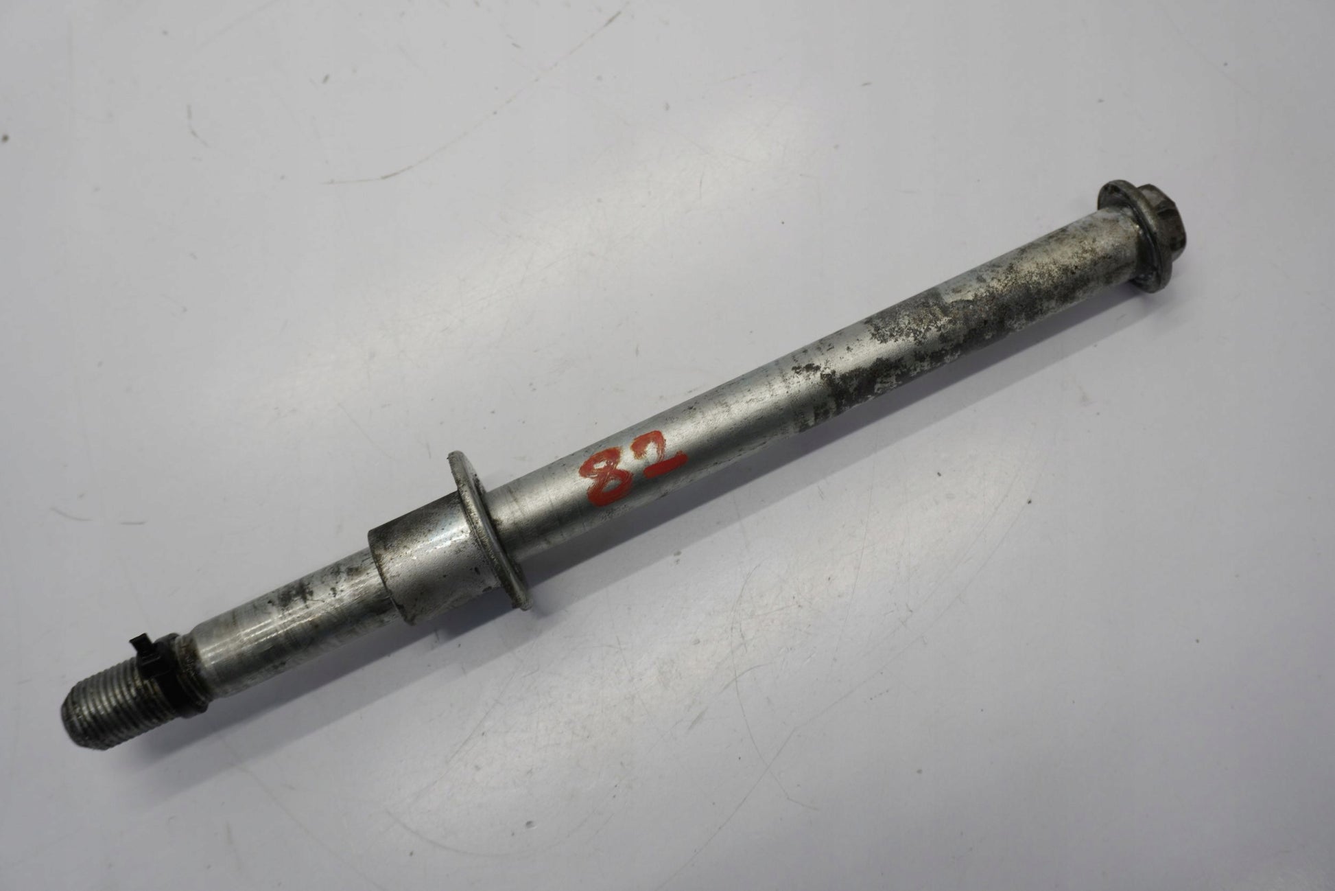 SUZUKI SV 650 S 99-02 Vorderachse Achse vorne Radachse front axle 5