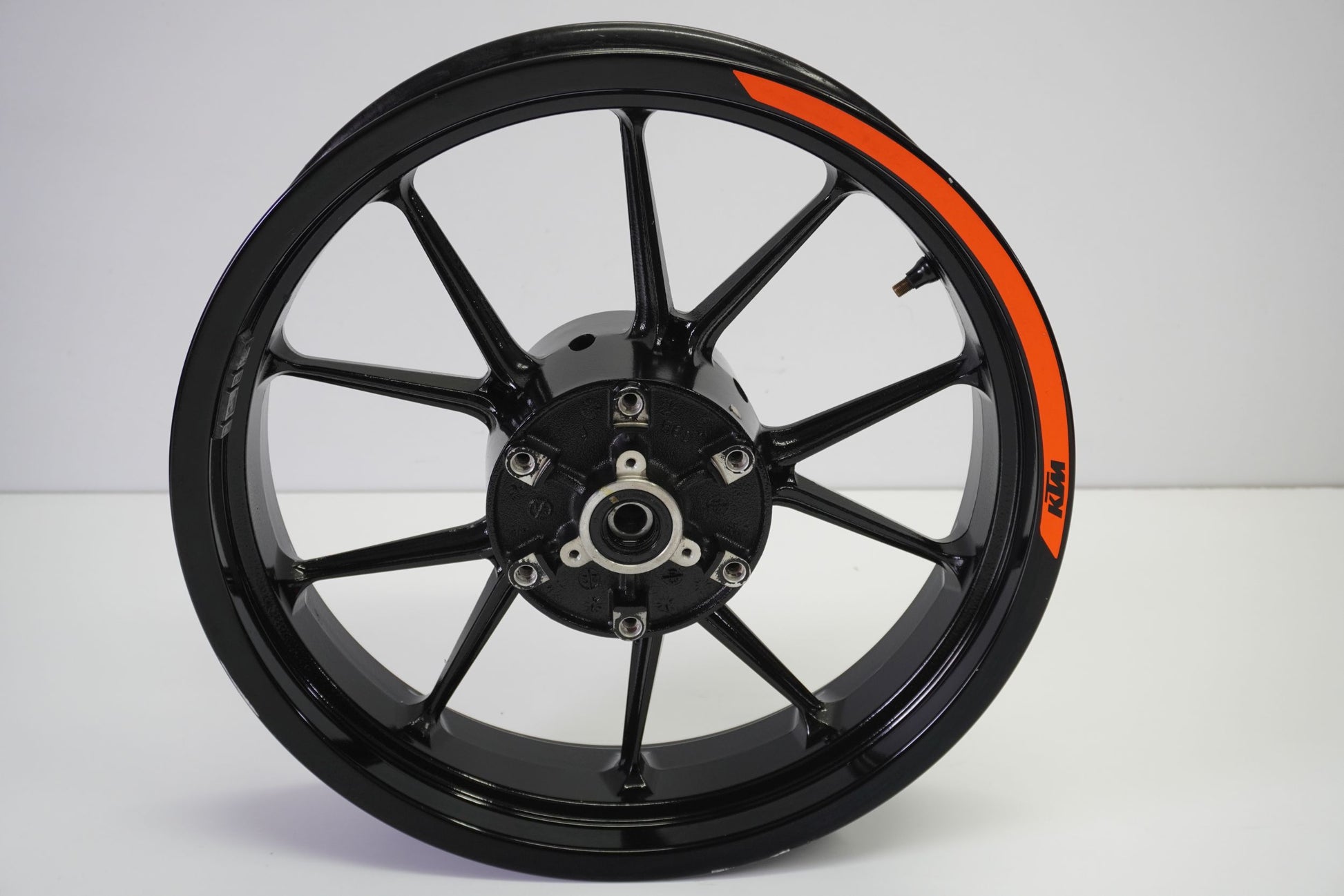 KTM 125 DUKE 17-23 Felge hinten Wheel Hinterrad 2