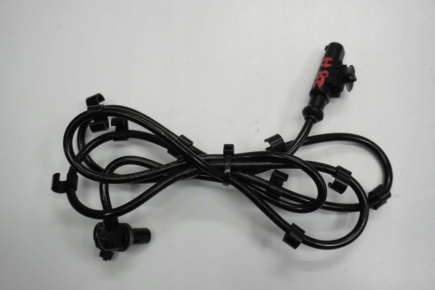 DUCATI SUPERSPORT S 937 17- ABS Sensor vorne 2