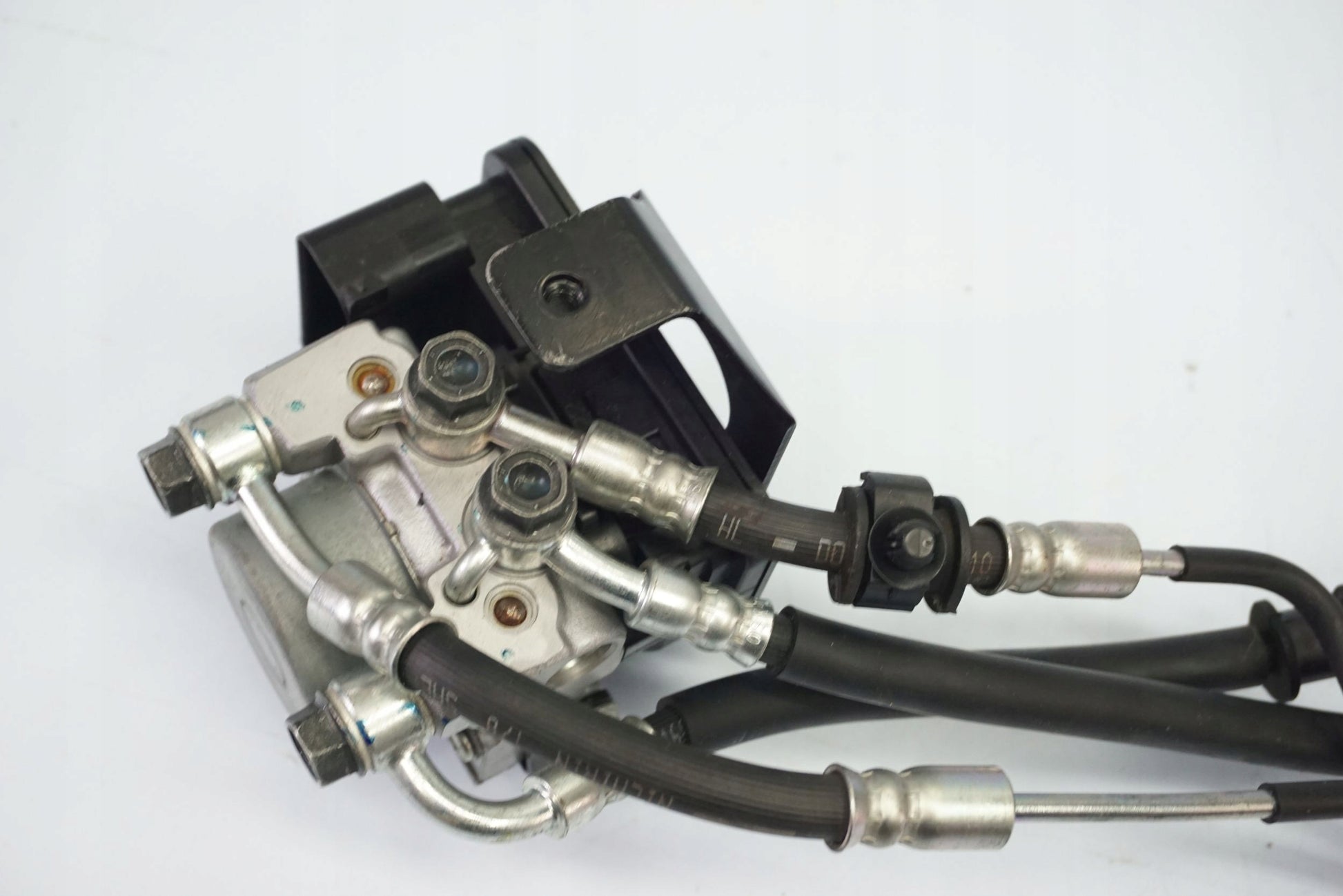 KAWASAKI Z-800 13-17 ABS Pumpe Druckmodulator 7