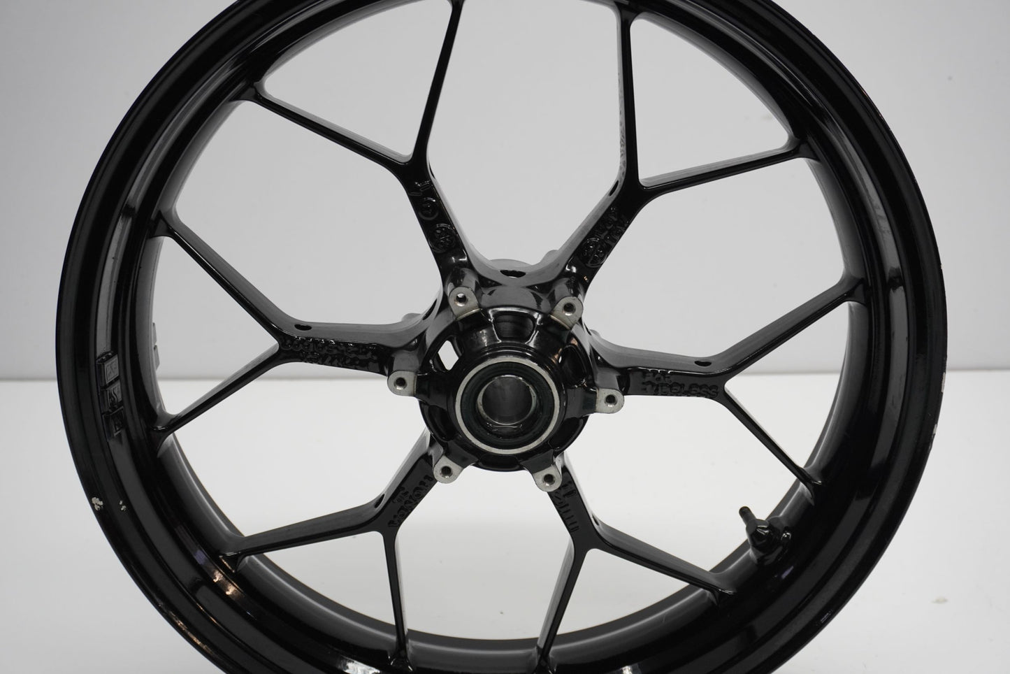 HONDA CBR 1000RR SC59 12-16 Felge vorne Wheel Vorderrad 12