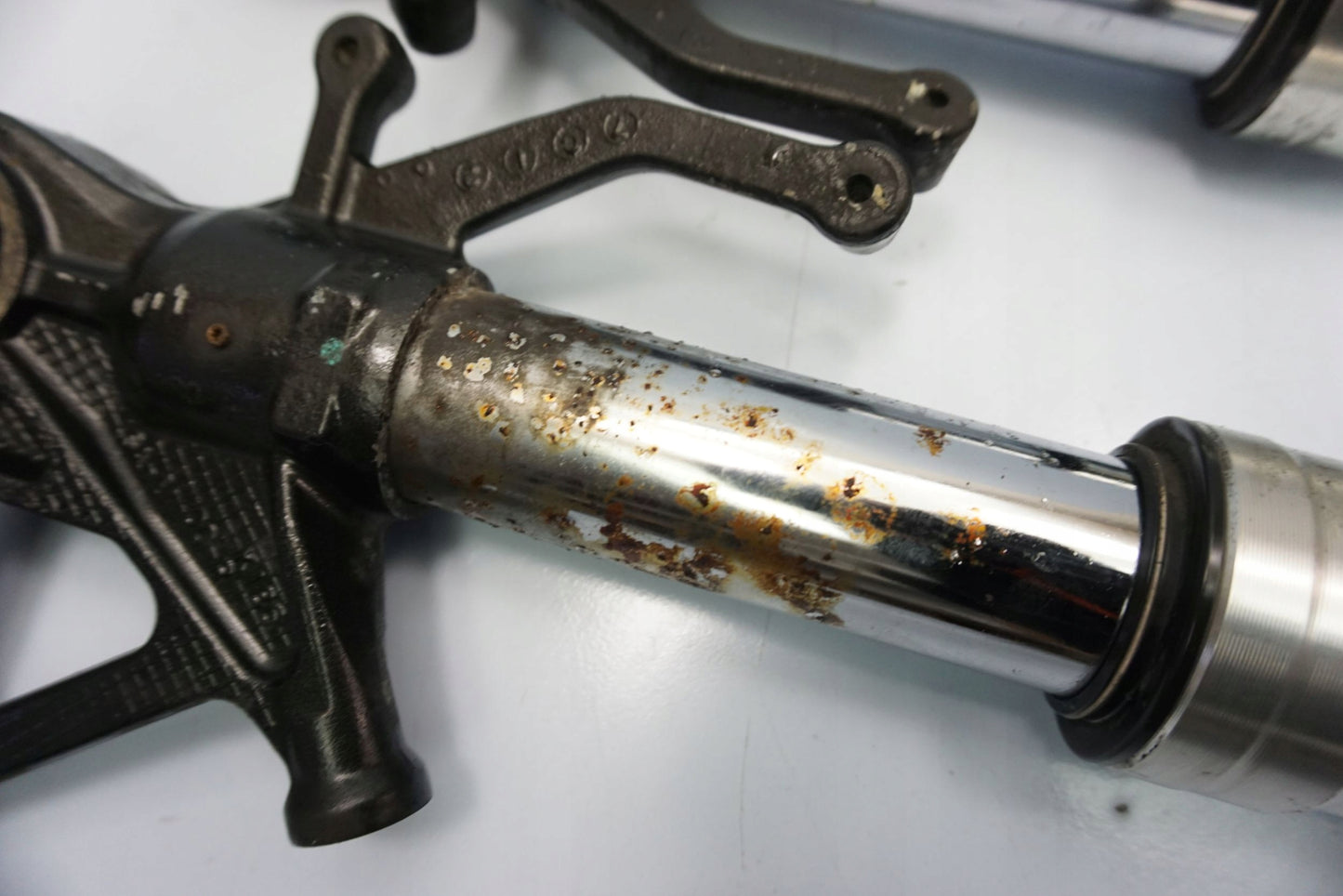 KAWASAKI ZX-6R 600 07-08 Gabel Gabelholme Fork 15