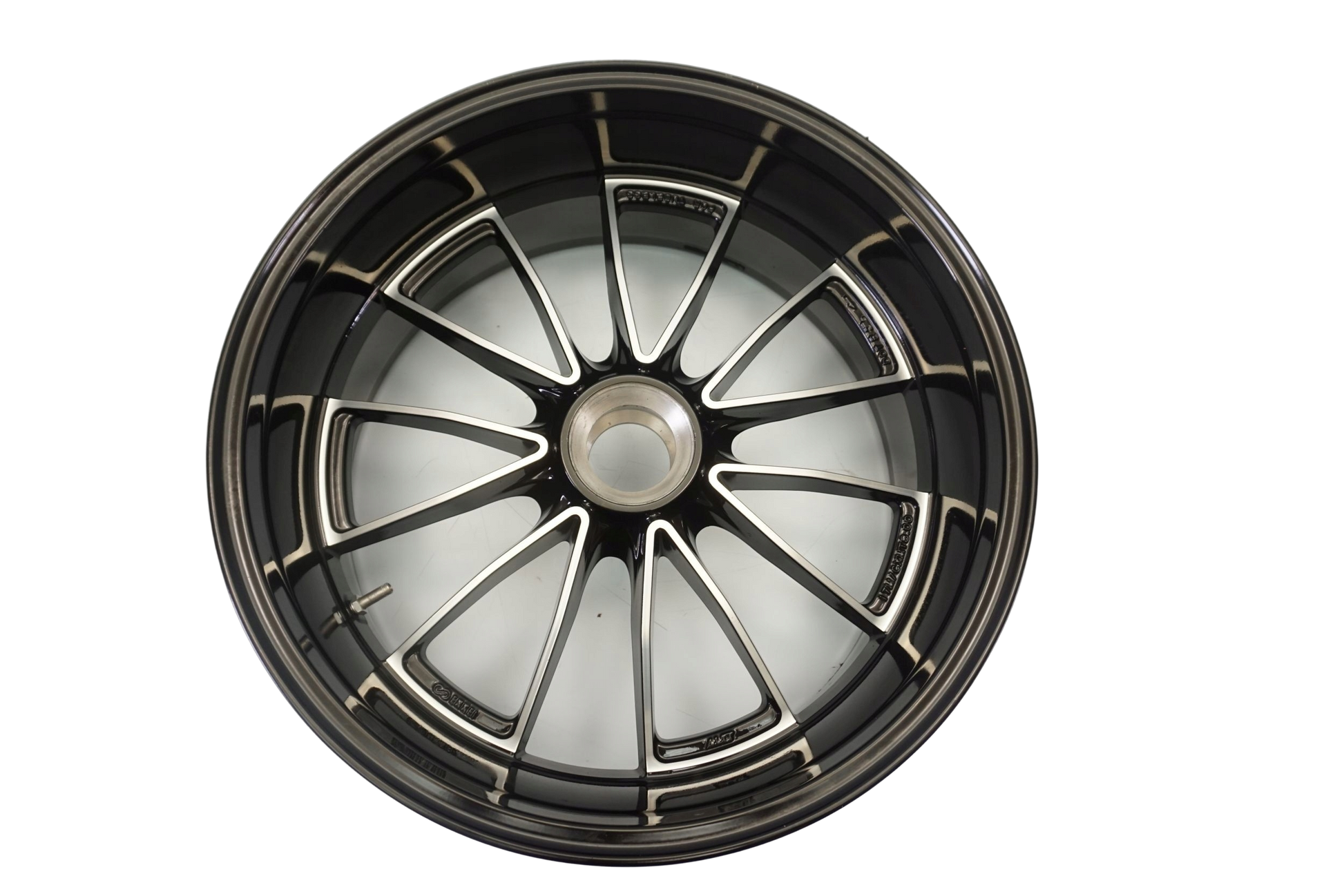 DUCATI DIAVEL 1200 Felge hinten Wheel Hinterrad 1